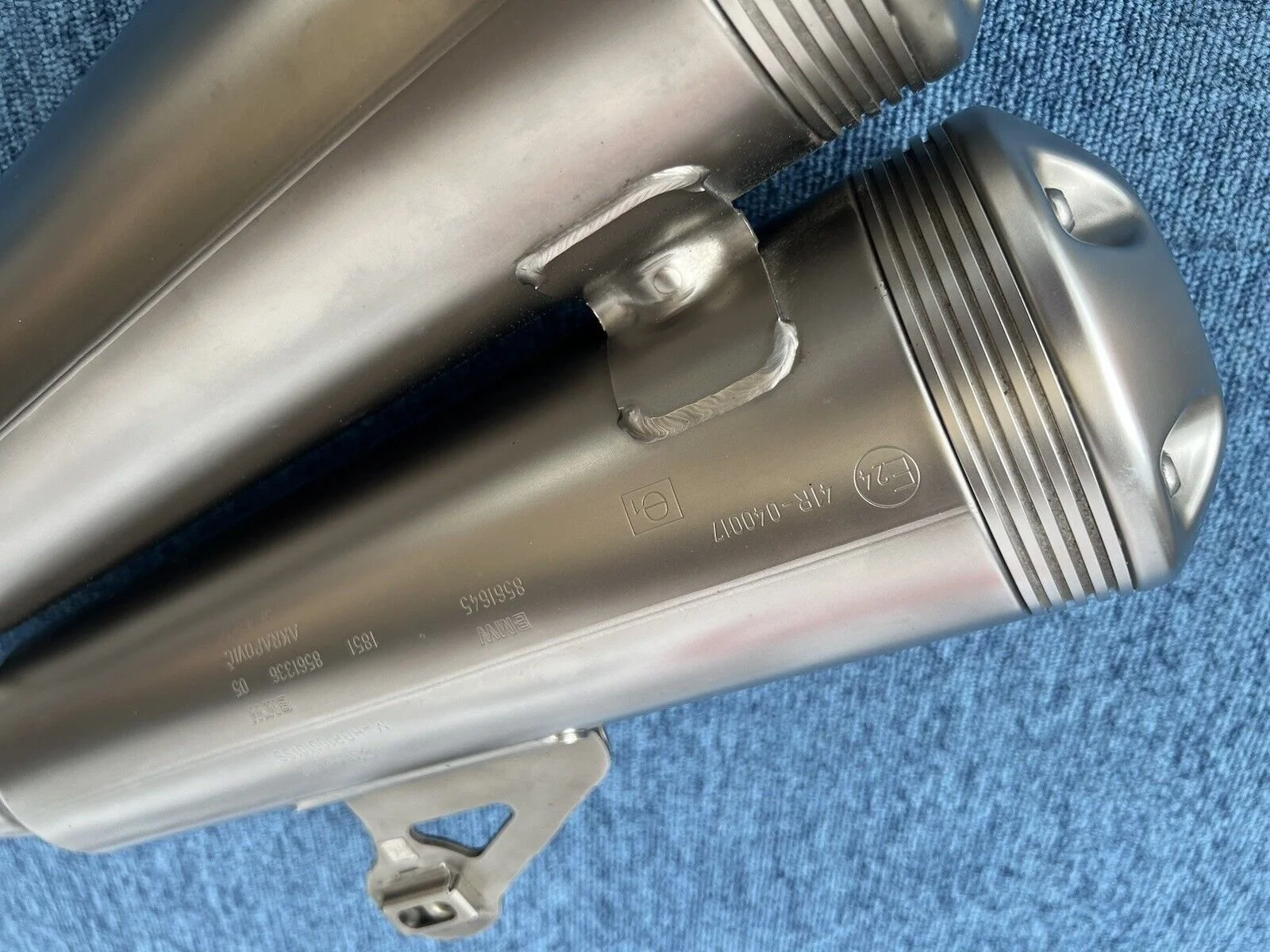 BMW R NINE T R9T URBAN SCRAMBLER AKRAPOVIC EXHAUST SILENCER — Moto Exhausts