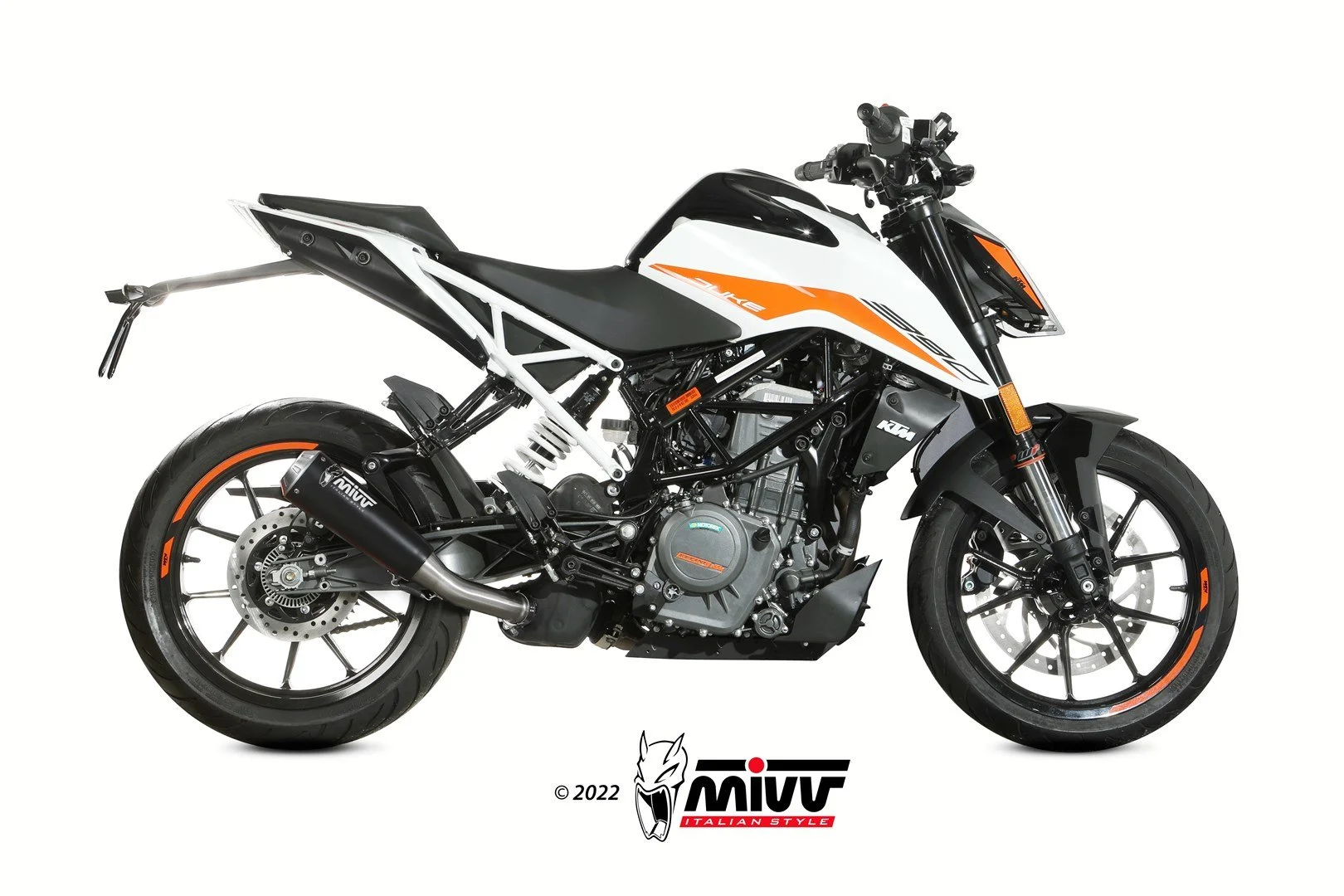 KTM_Duke390_21-_73KT025LC4B_01.jpg