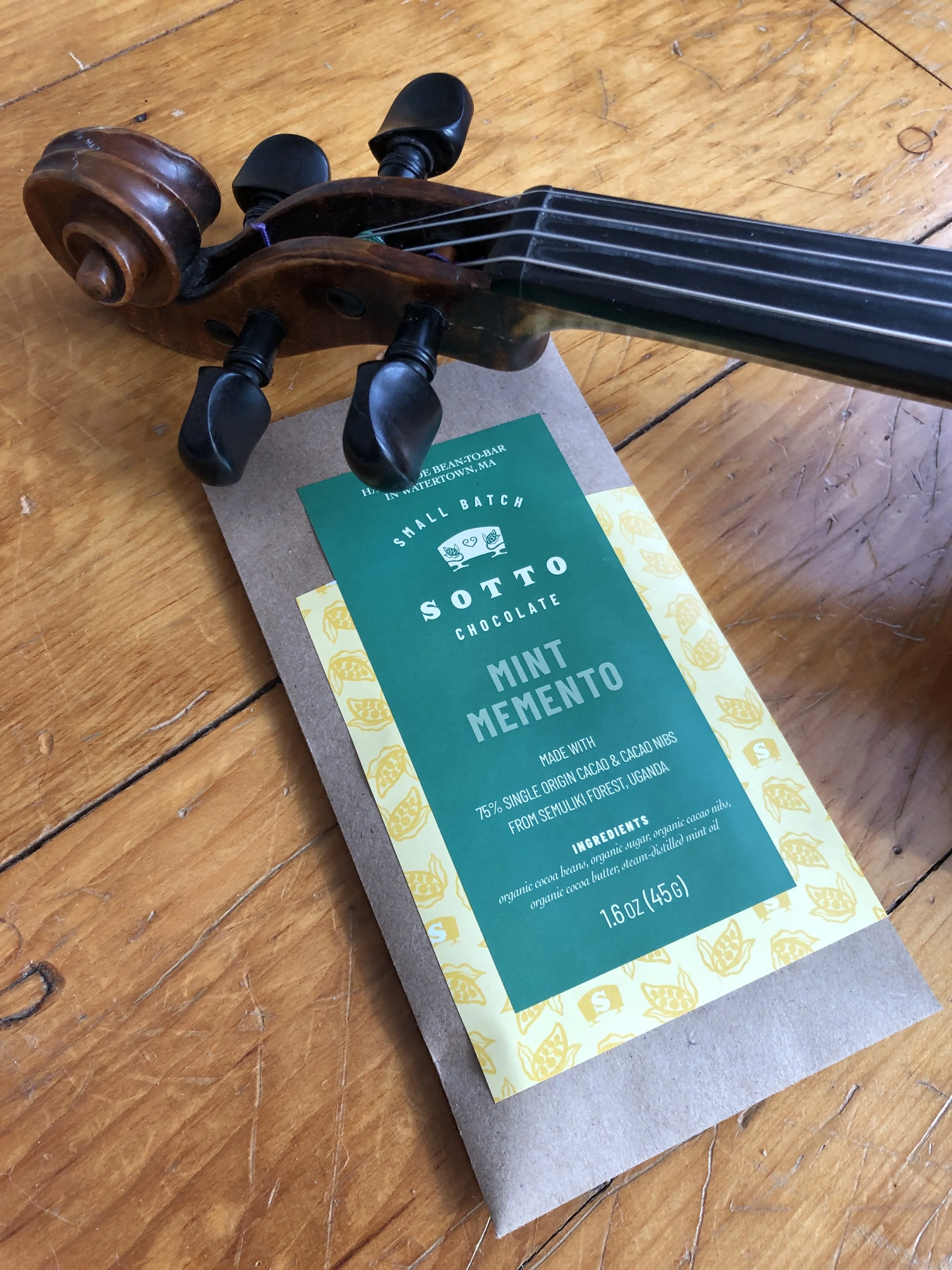 Mint Memento bar in wrapper.JPG