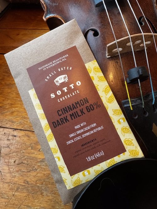 Cinnamon Dark Milk bar with Joachim.jpeg