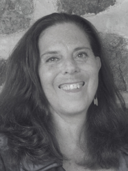 Photo of Amy Larkin with Long brown hair
