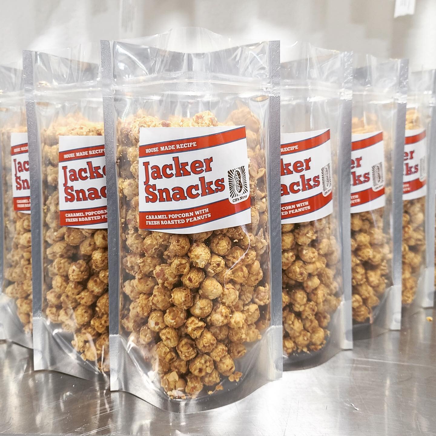 Stock up for the game! Available at our retail location in Kingston, WA or online at cbsnuts.com #cbsnuts #cbsnutskettleroast #homemadecaramelcorn #caramelcornandpeanuts #madefresh #jackersnacks #seasaltkettlepeanuts&quot;