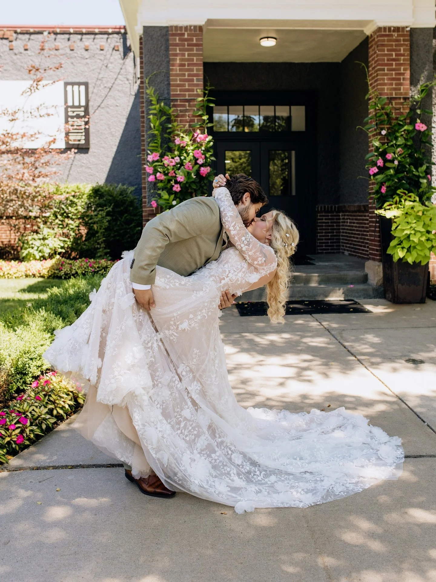 4 months married and a lifetime to go🩷