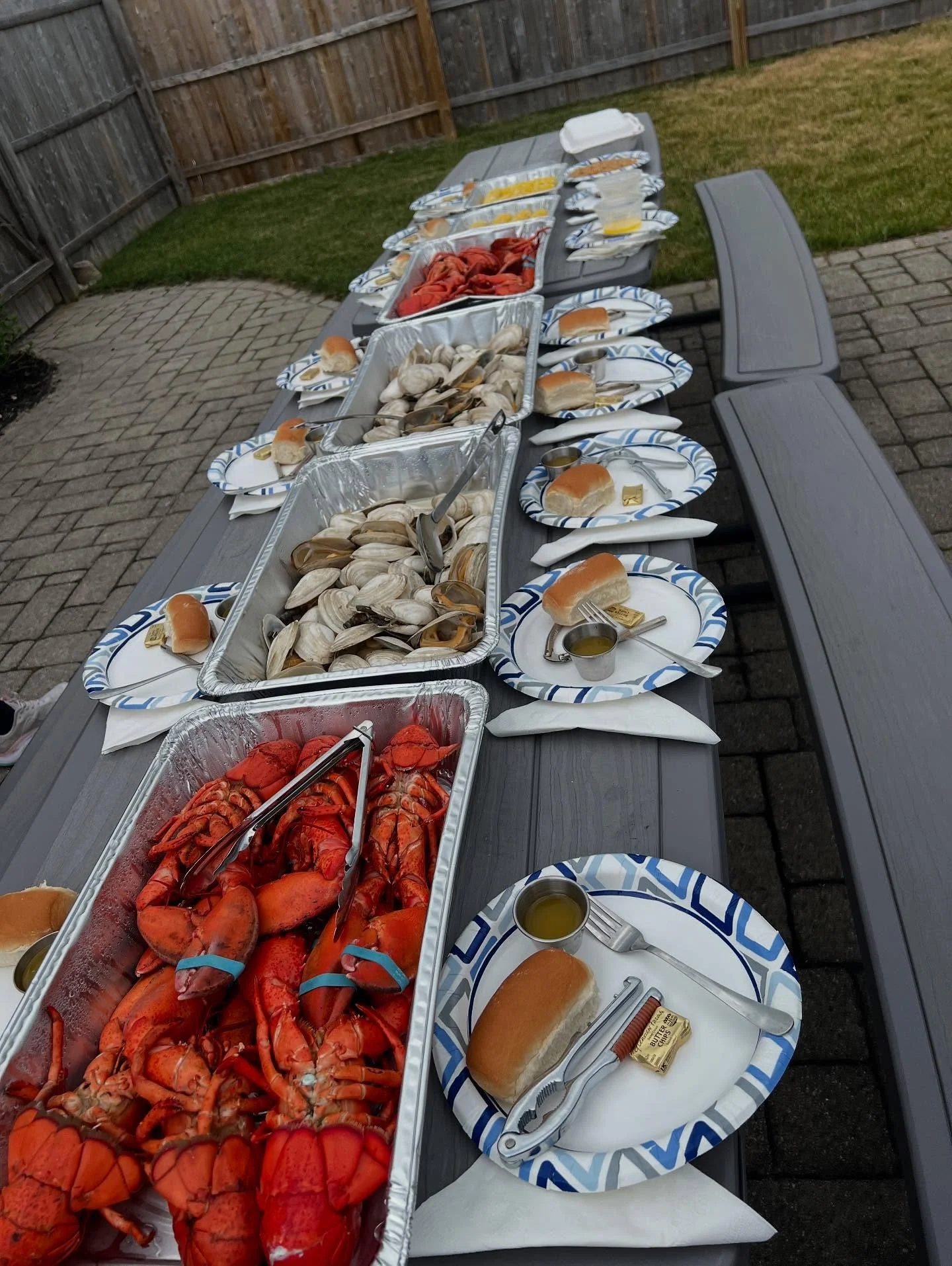 Lobster boil catered right to Peekytoe! 🦞