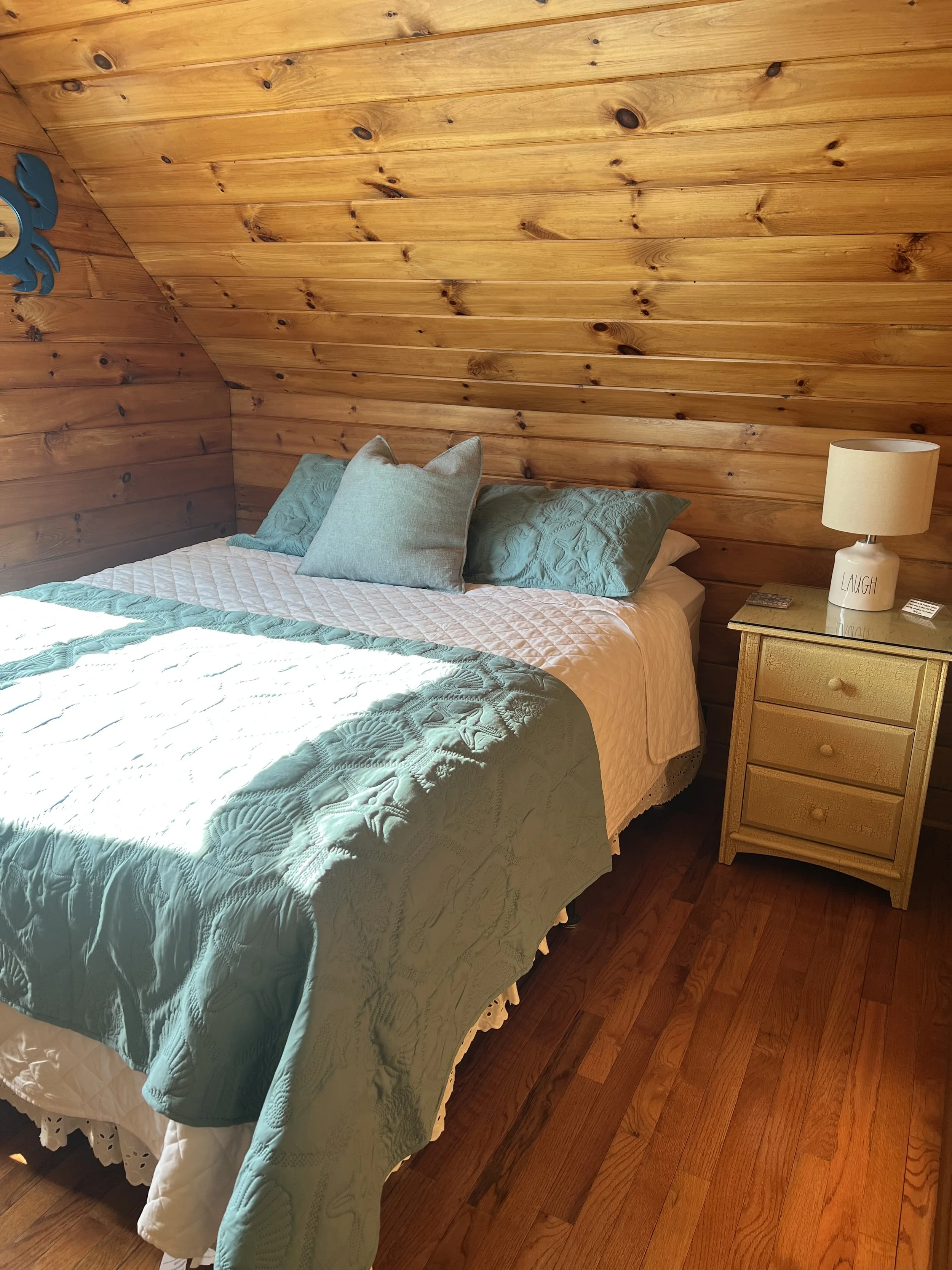 Bay Crab- Double Bed 3rd floor main house