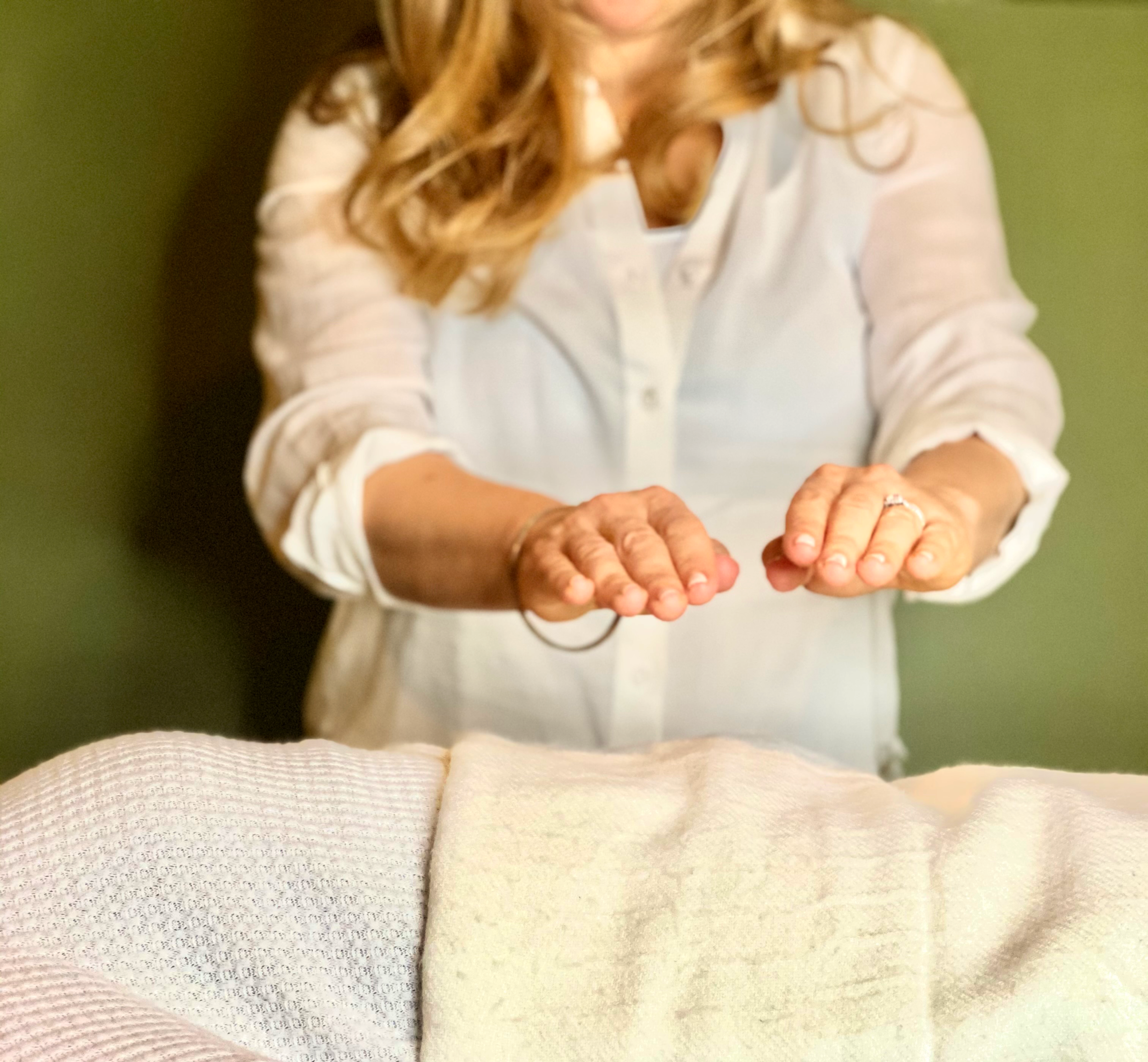 Karen Reiki.png