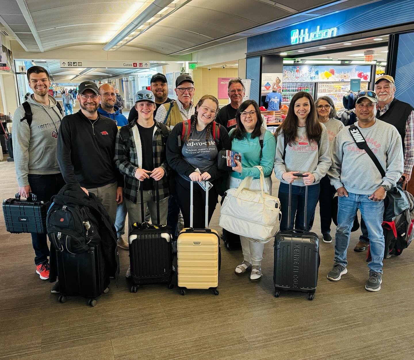 Our ABCFM Alaska Mission Team safely arrived in Anchorage on Friday night. They spent the weekend getting settled in and preparing for the week, sightseeing, and enjoyed an incredible worship service this morning. A very special thank you to True Nor