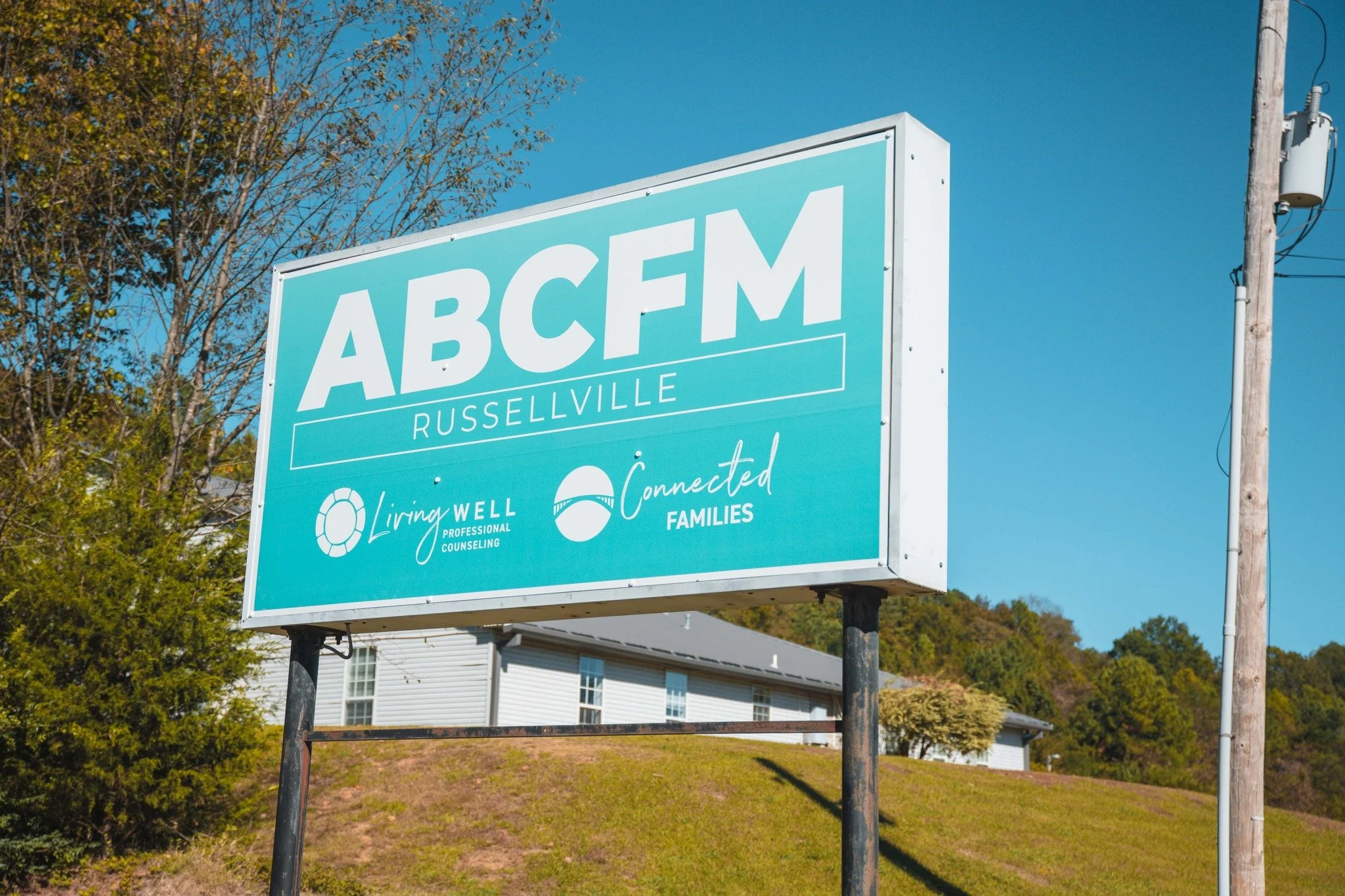 💛 A New Ministry Center in Russellville
We’re excited to share that ABCFM has a new ministry site in Russellville!
Thanks to the generosity of First Baptist Church Russellville, this new space will serve families through Living Well Professi