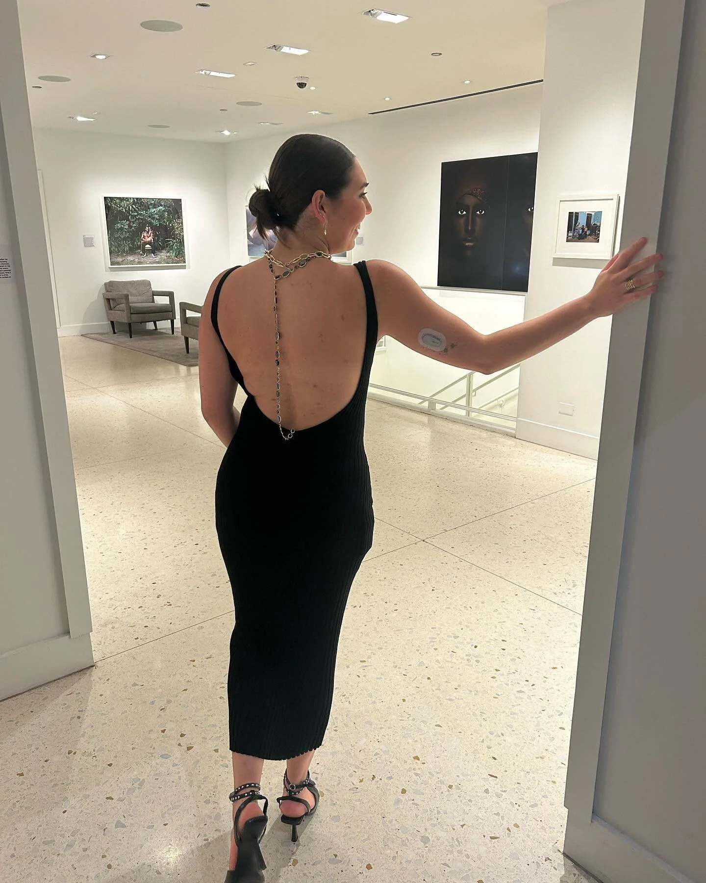 It was such a blast getting to go to @ippolita x @curioexperience tonight! Cheers to all the amazing designers that made it out! #chicago #ippolita #chicagojewelry #curio #localbusiness #designer #stylist