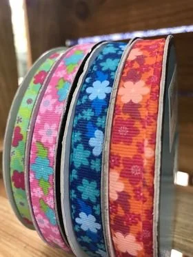 Stephanoise Flowers Trim 10mm (Per Metre) - S7687