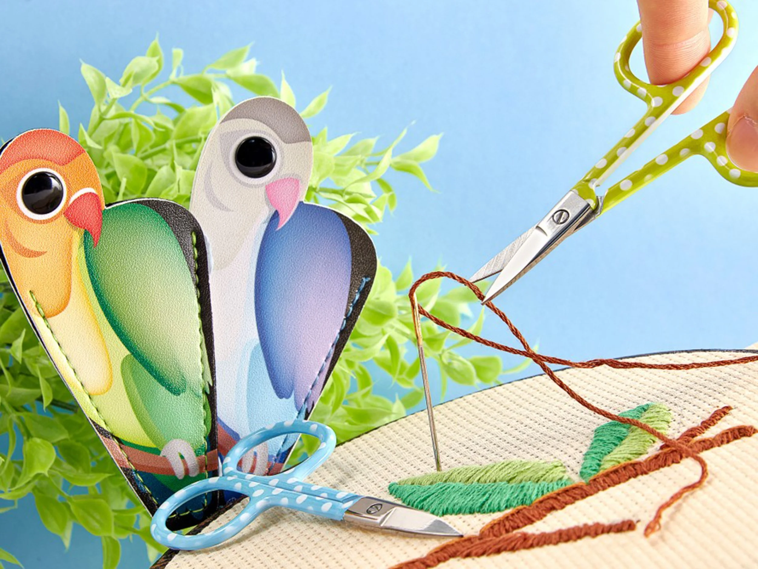 Parrot Scissors.jpg