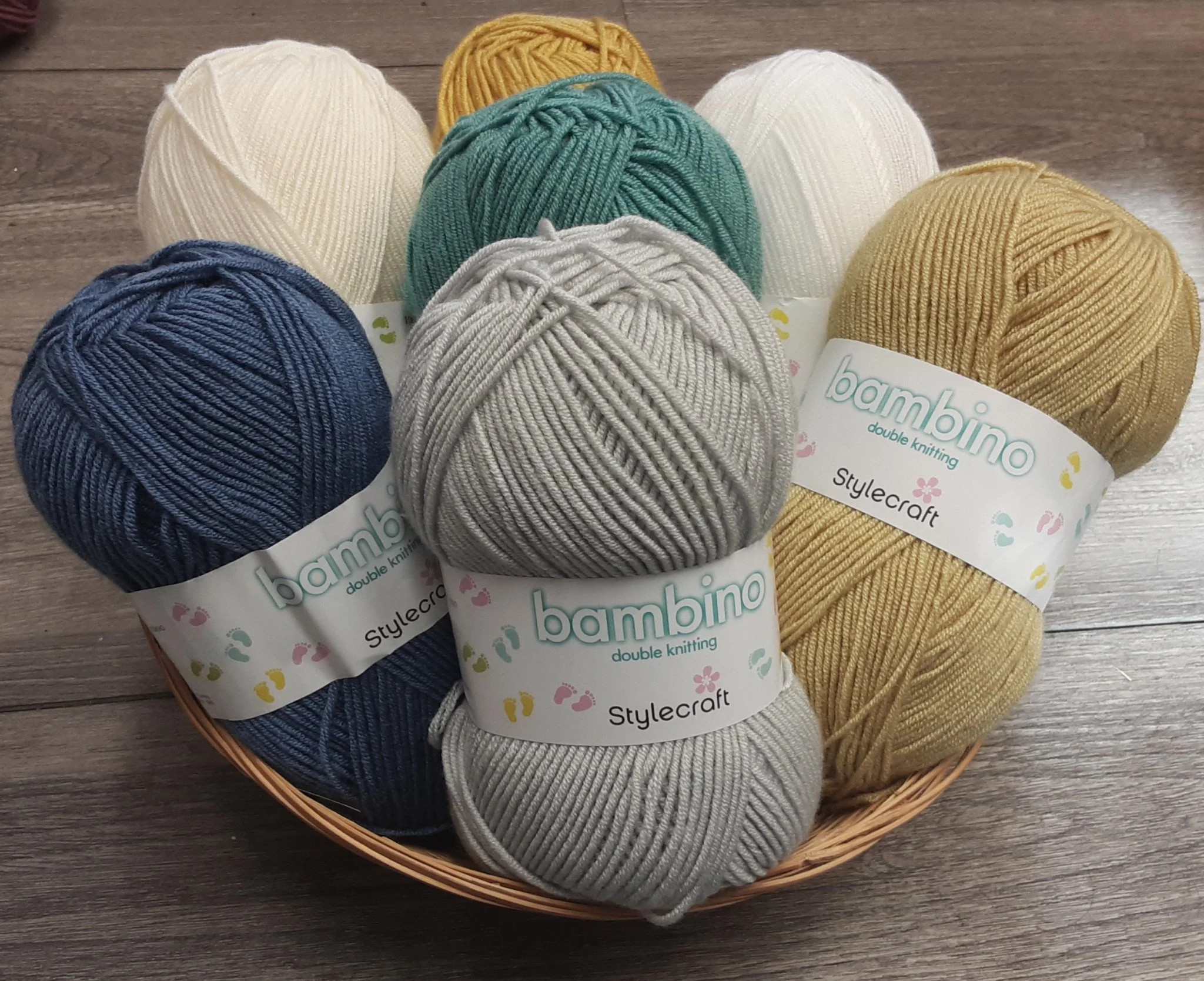 Bambino DK By Stylecraft: 100g: 100% Polyester: 21 colour options: 914