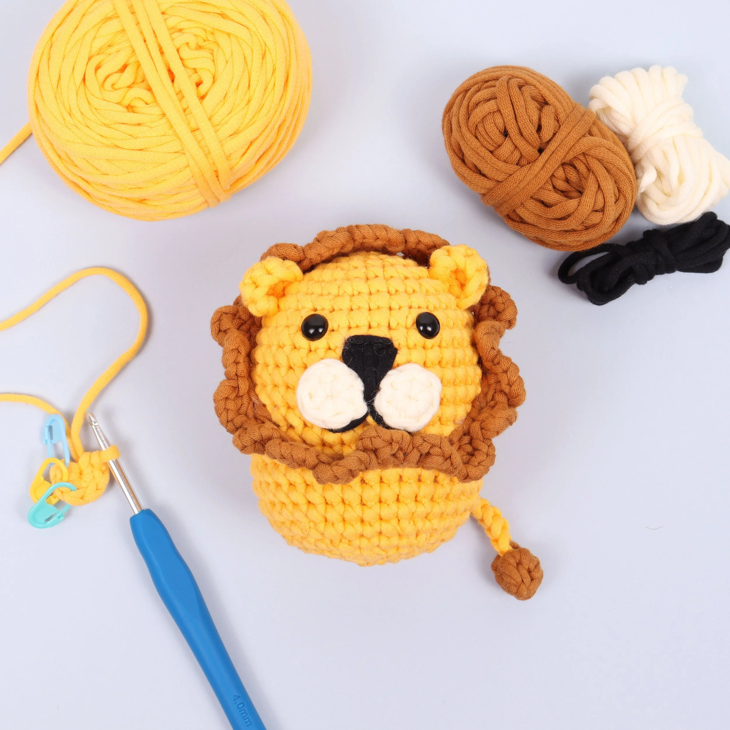 TCRK019 crochet kit 2.jpg
