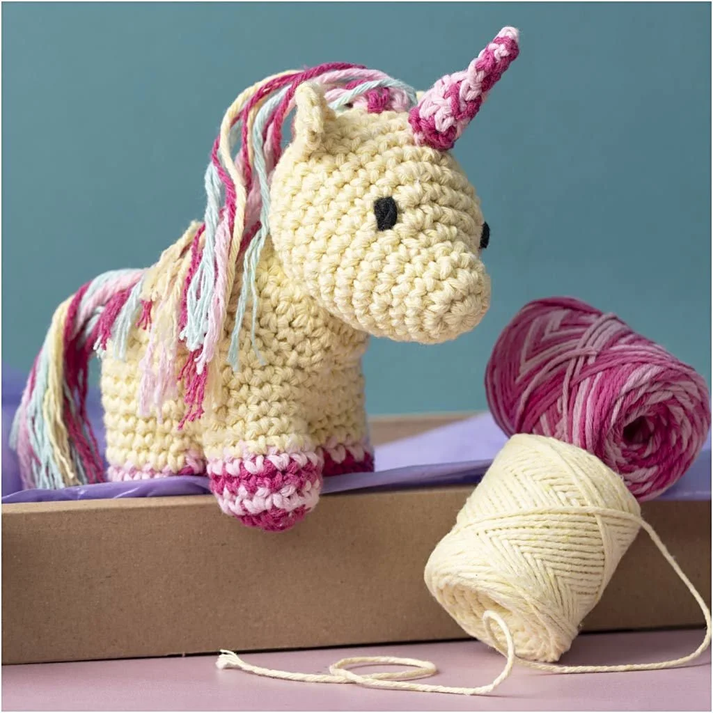unicorn crochet kit 2.jpg