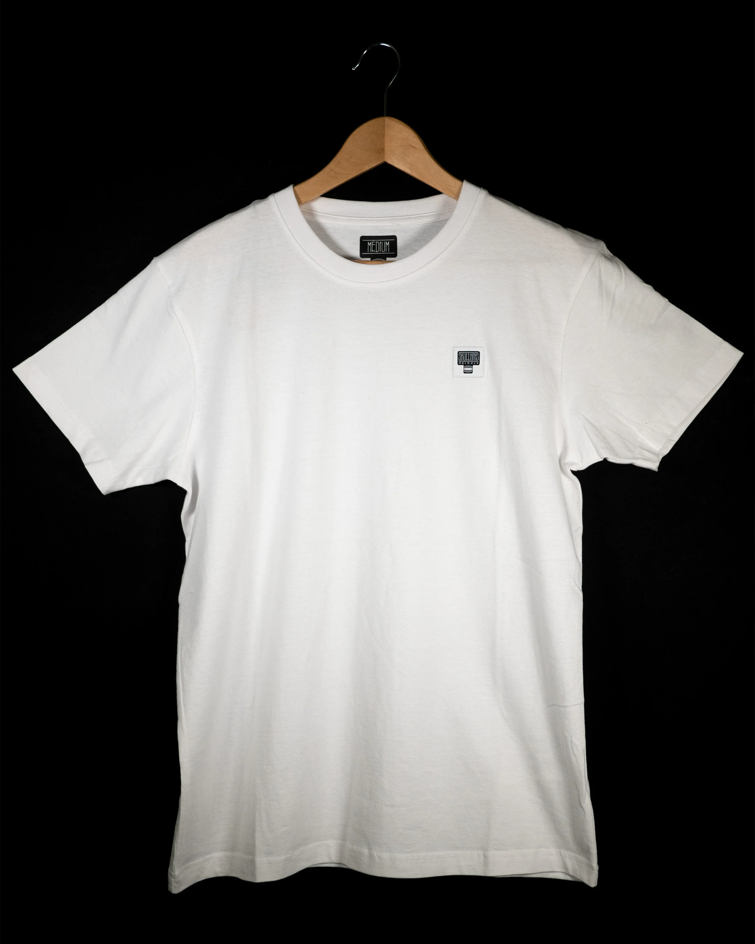 BASIC SKULLNINS TEE