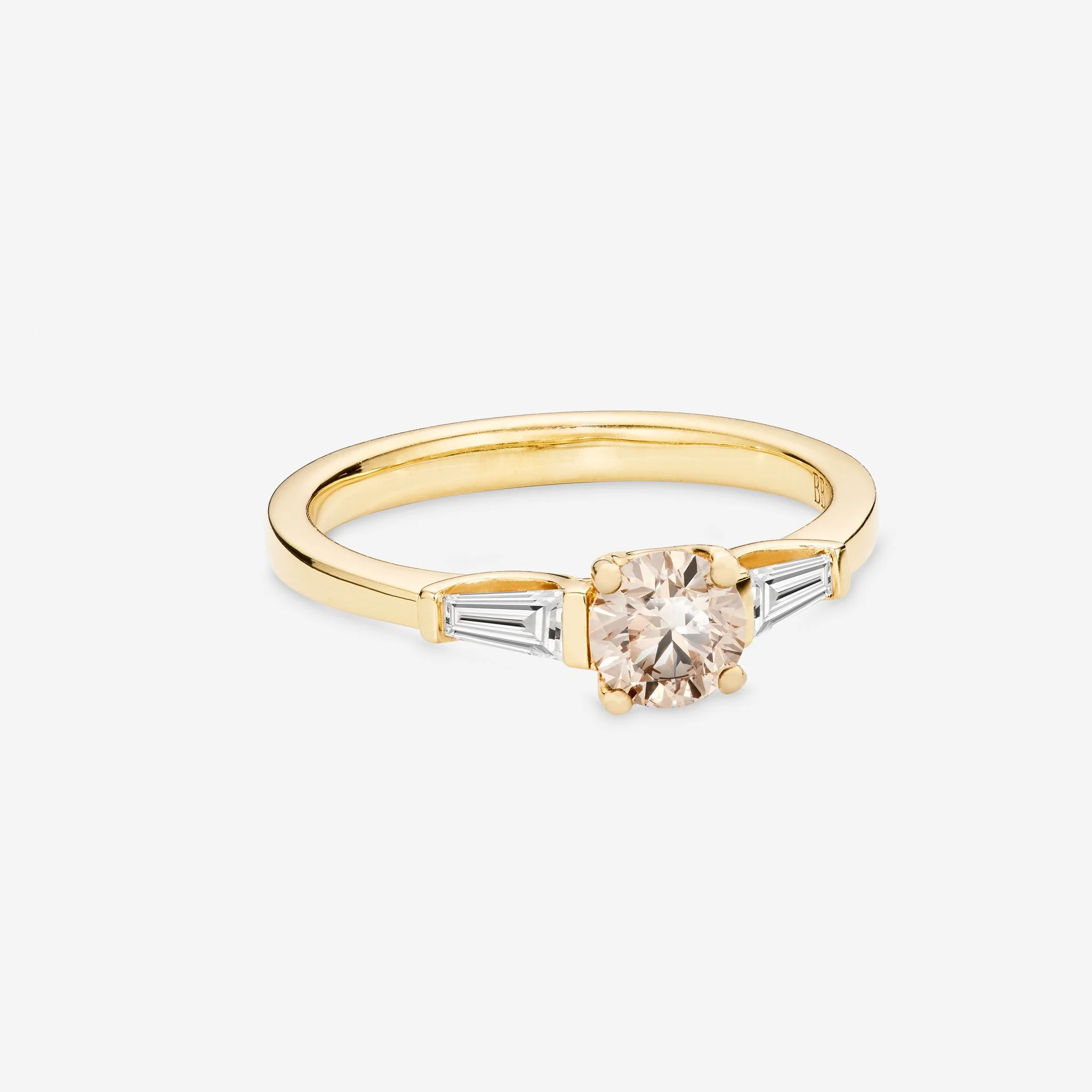 Tripel Diamant med Champagnefarvet Diamant