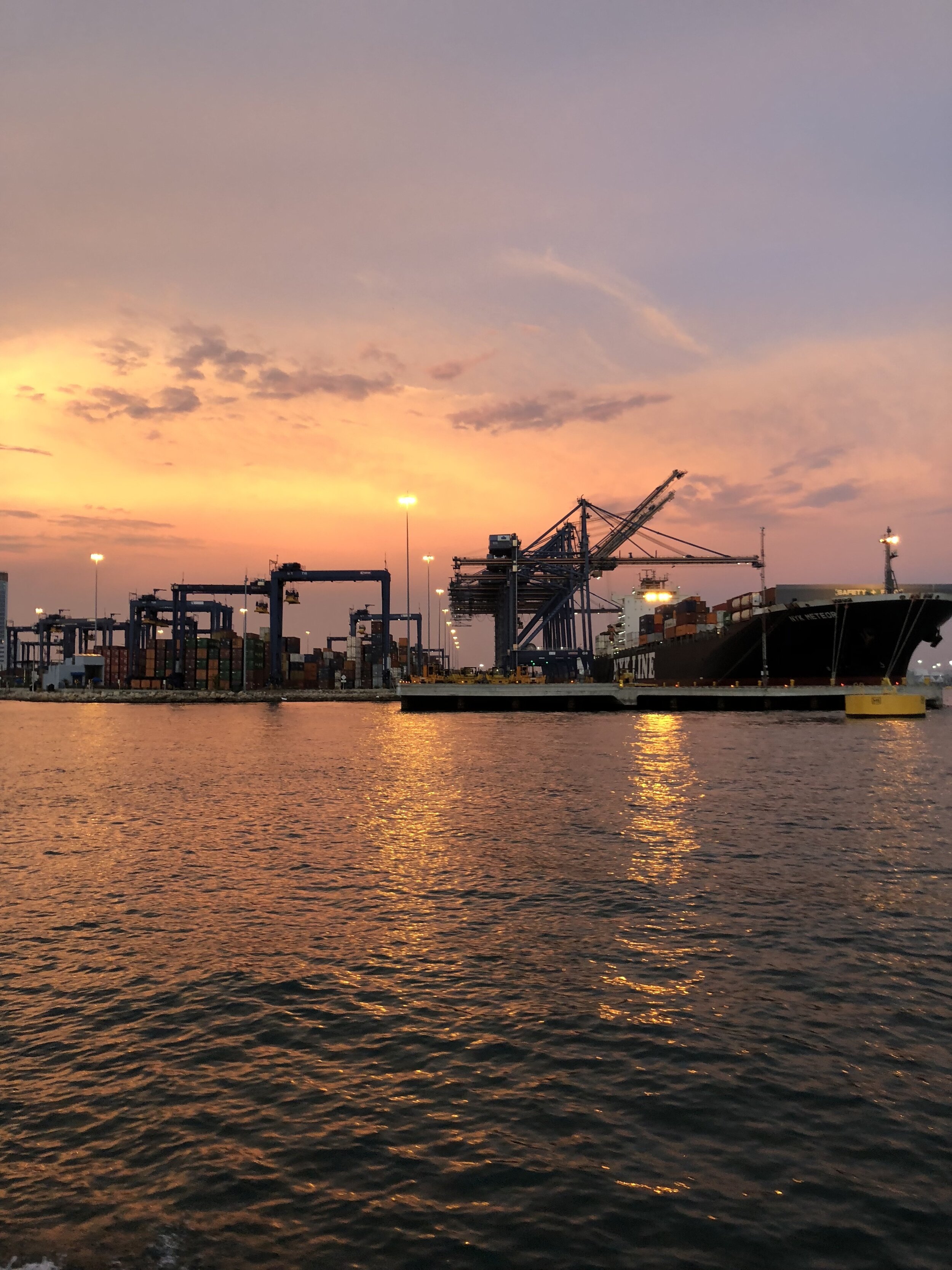 Puerto de Cartagena.JPG