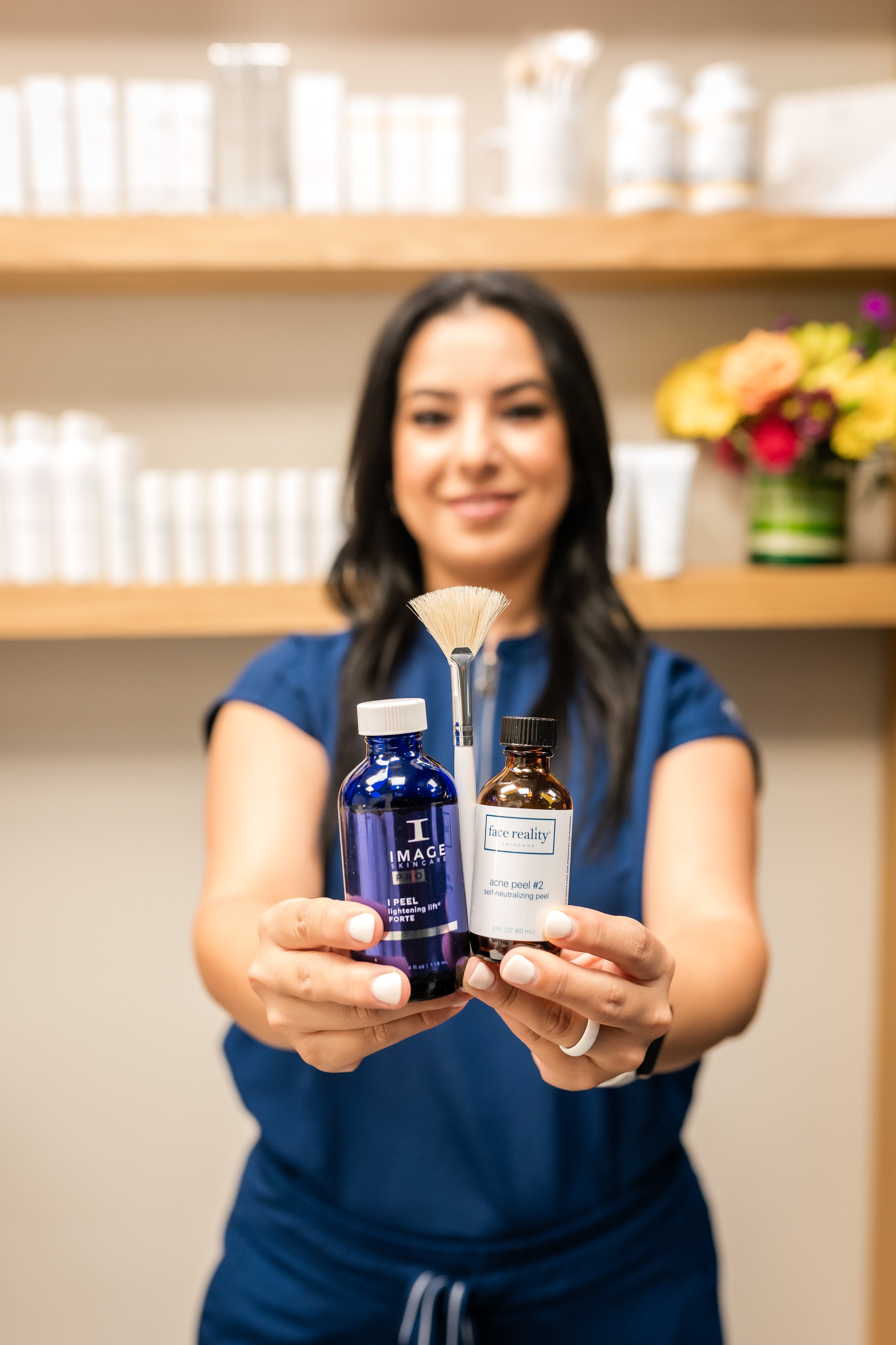 Skin Longevity Reset: How to Build a Barrier-Friendly Routine + Zero-Downtime Treatments for a More Even, "Naturally Refreshed" Look