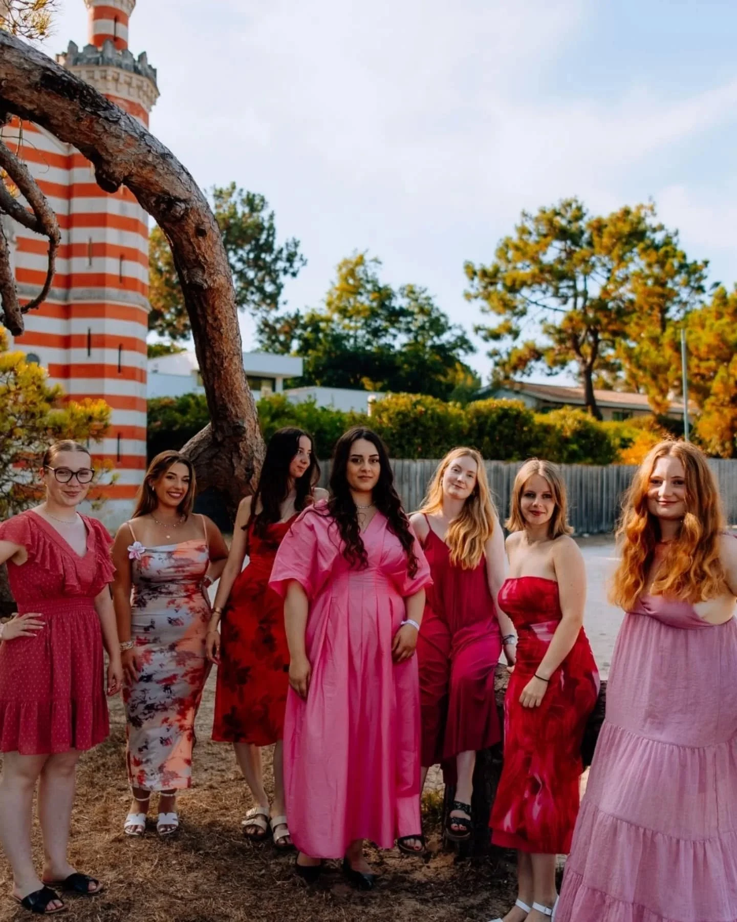 Tu vois, quand on pense EVJF, on imagine souvent les clich&eacute;s : un groupe de nanas un peu superficielles qui tentent des d&eacute;marches de Miss France, en total d&eacute;calage avec le mood et l'environnement, des accessoires pas tr&egrave;s 