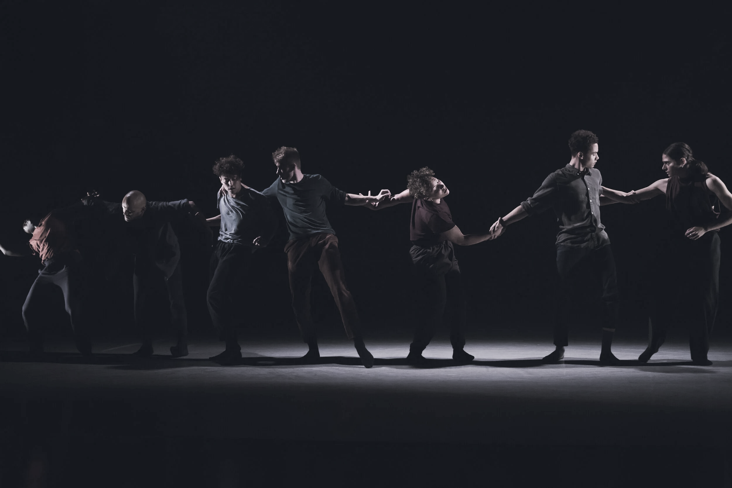 DIFFERENCES / dancer
