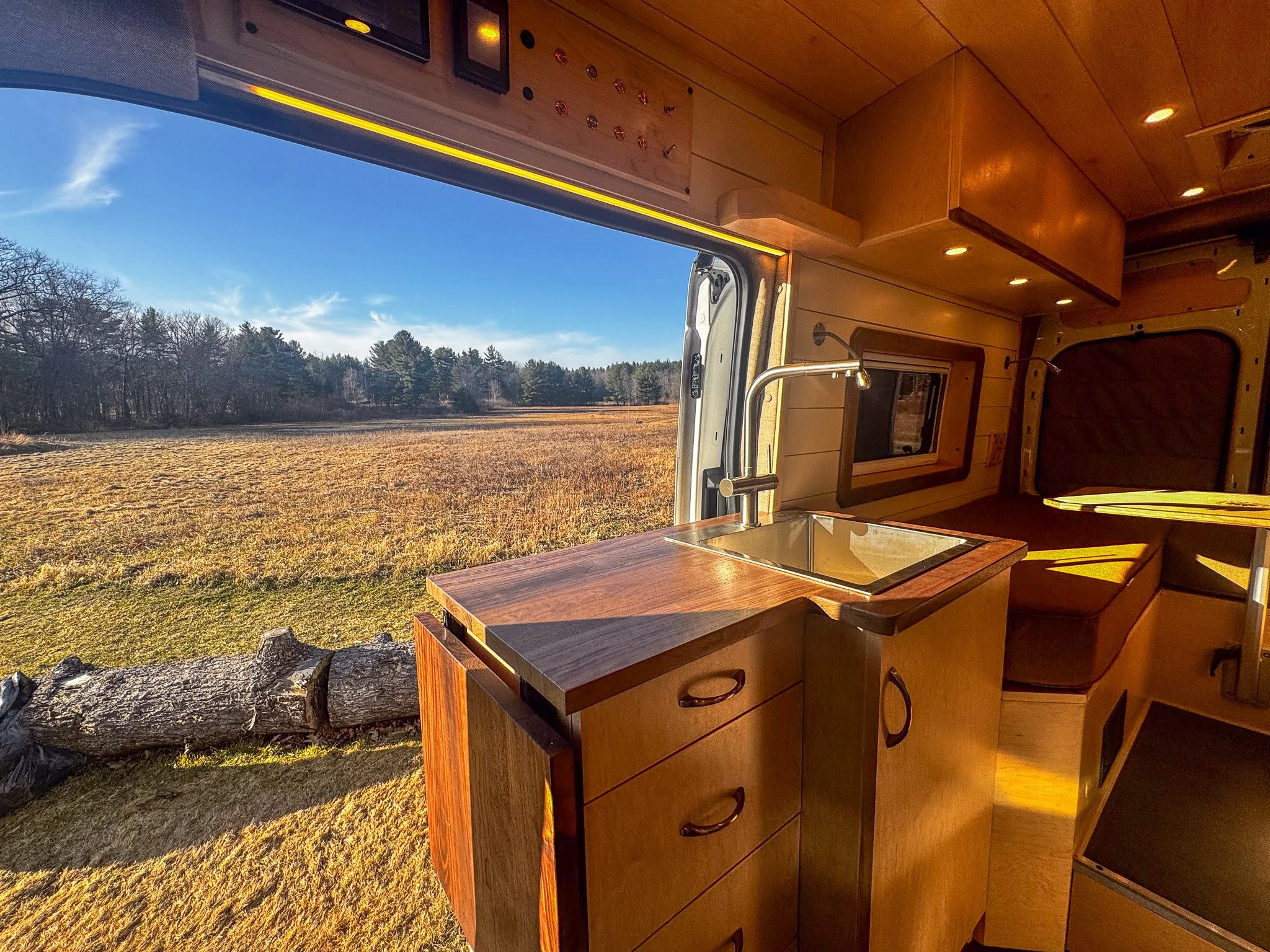 interstate transit int-04.jpg