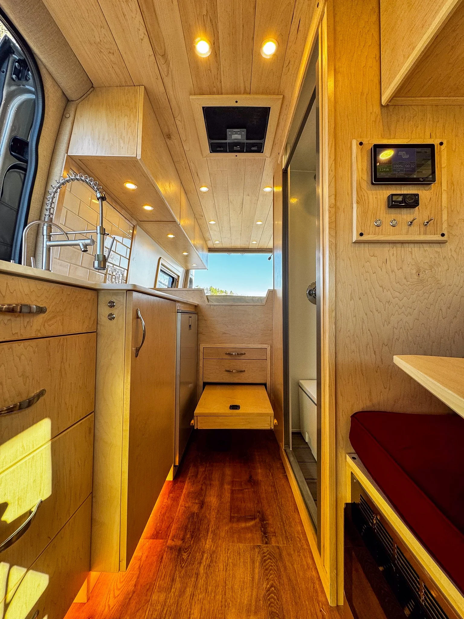 interstate sprinter ext-35.jpg