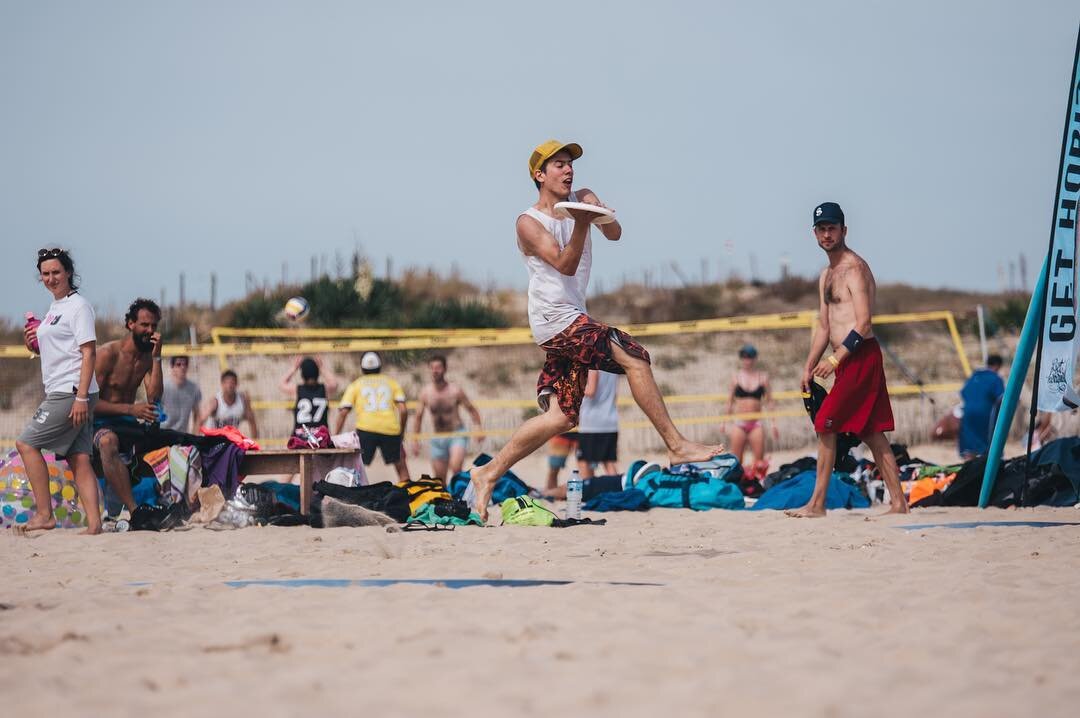 Ultimate, volleyball, @spikeball, Slip &lsquo;N&rsquo; Sliding, Watersports and much more craziness! ✨✨ Register your team now for @dreamteamfest on September 13-15th in Montalivet, France! 🇫🇷
#dreamteamfest #theultimatelife #ultimatefrisbee #frisb