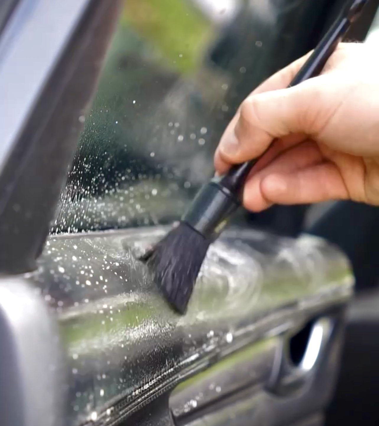 The Difference Between Car Detailing and Car Washing.