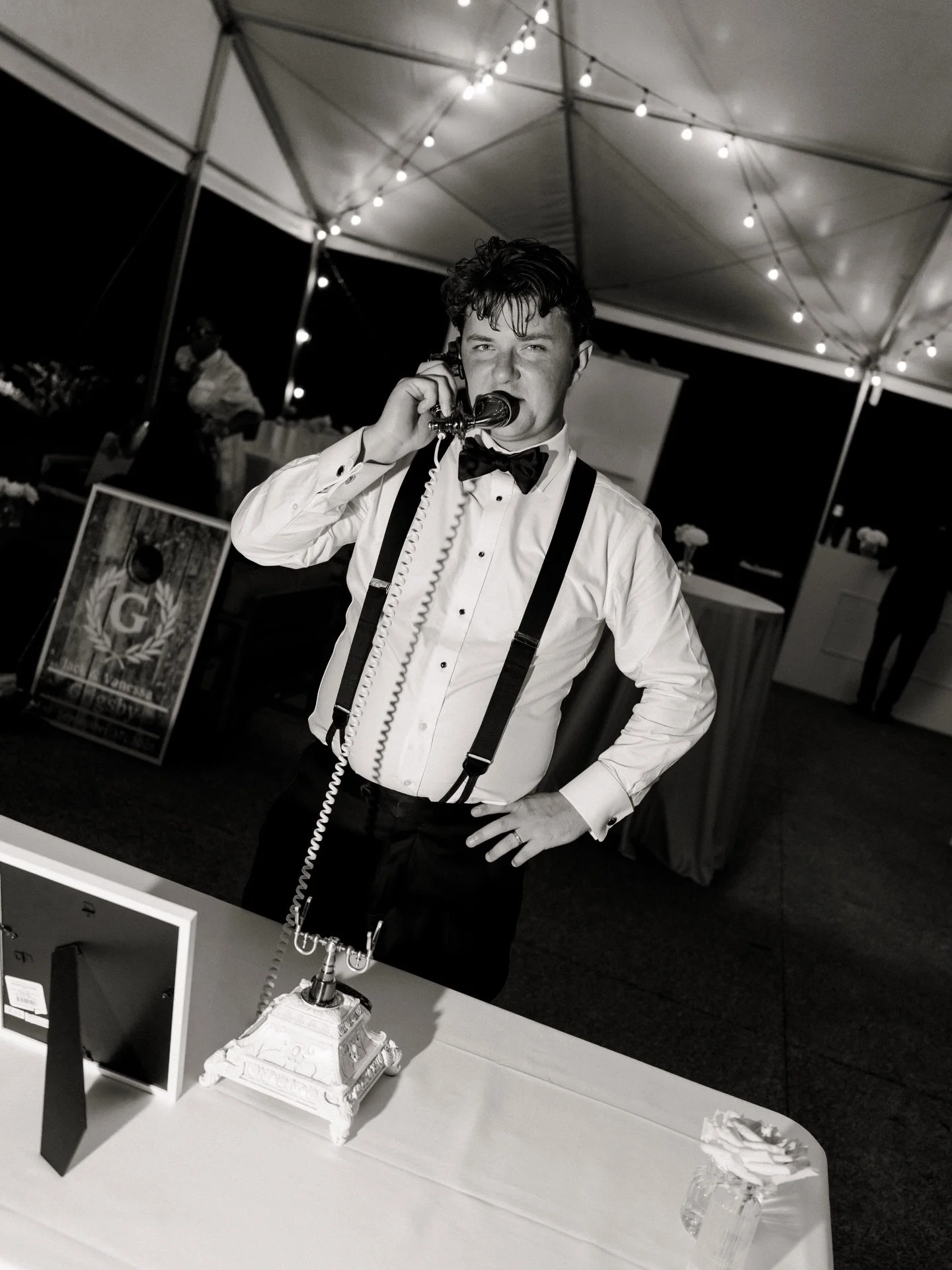 Your dance floor called, it wants a cool DJ ✨

Photos by @brookestonephoto