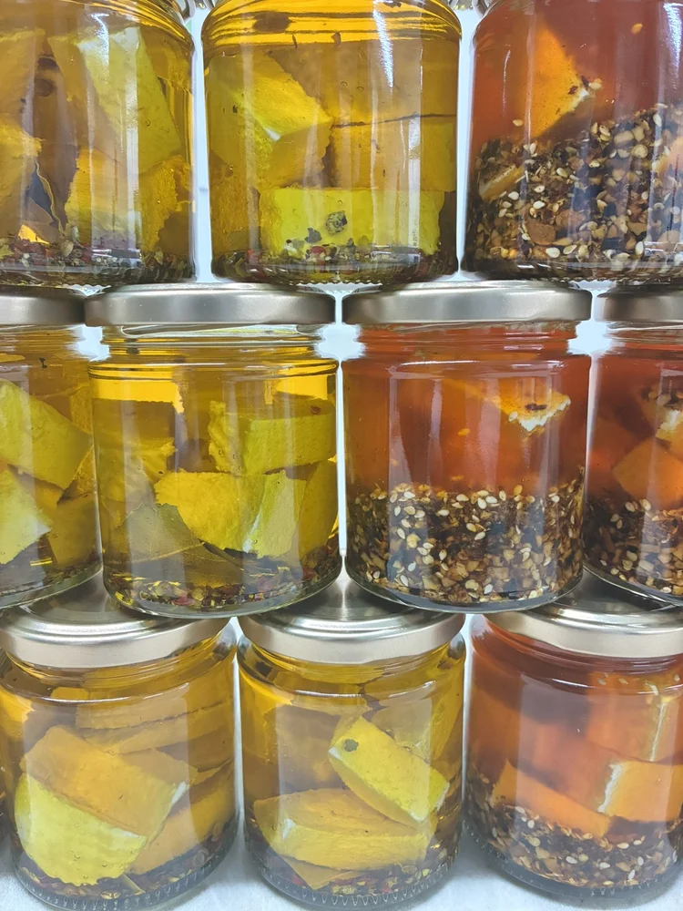 Cashew Brie Mariné Duo