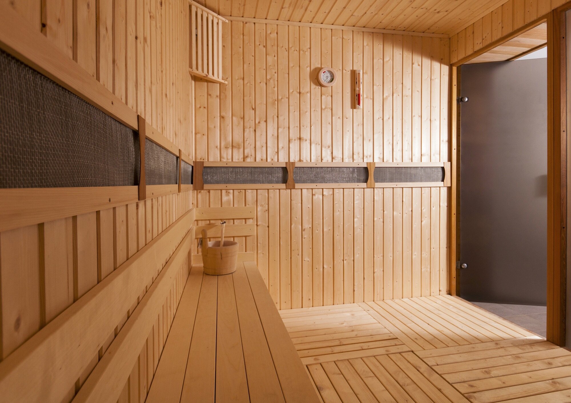Ondergeschikt mooi zo Onzorgvuldigheid Hoe onderhoud je een sauna? | 20ft Wellness®
