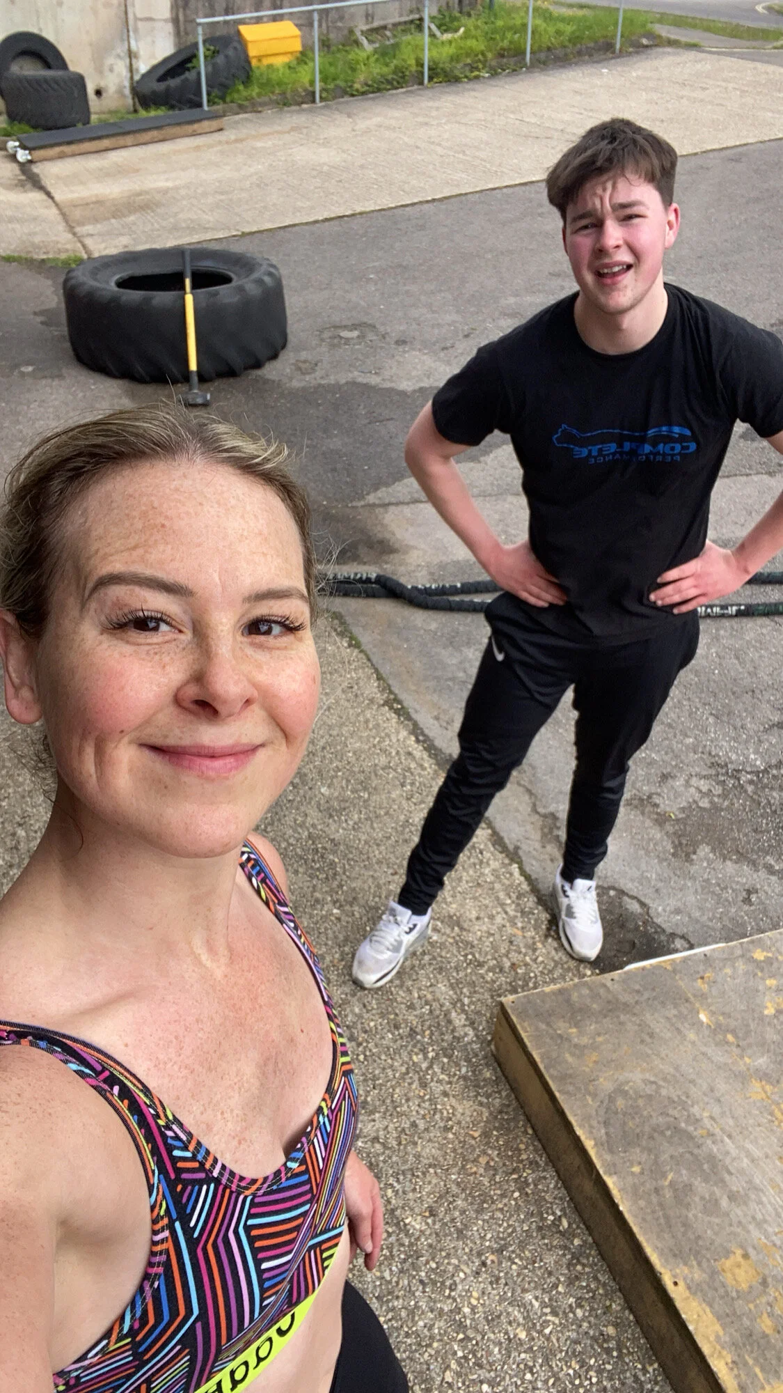 Ben’s face says it all in this one…Tyre flips, sledgehammers, rope slams, rotational RDLs & Turkish get-ups for a bit of aerobic movement on that day!