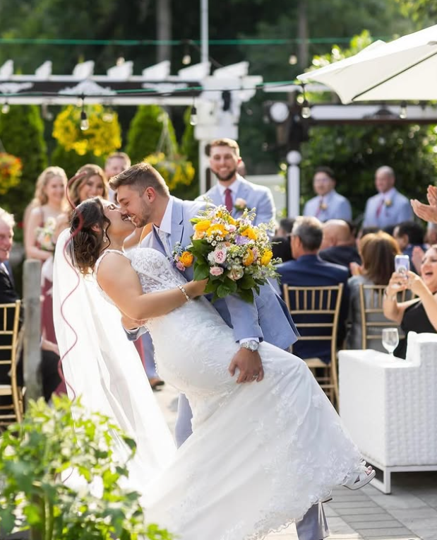 Elegant wedding reception setup at Piazza di Roma