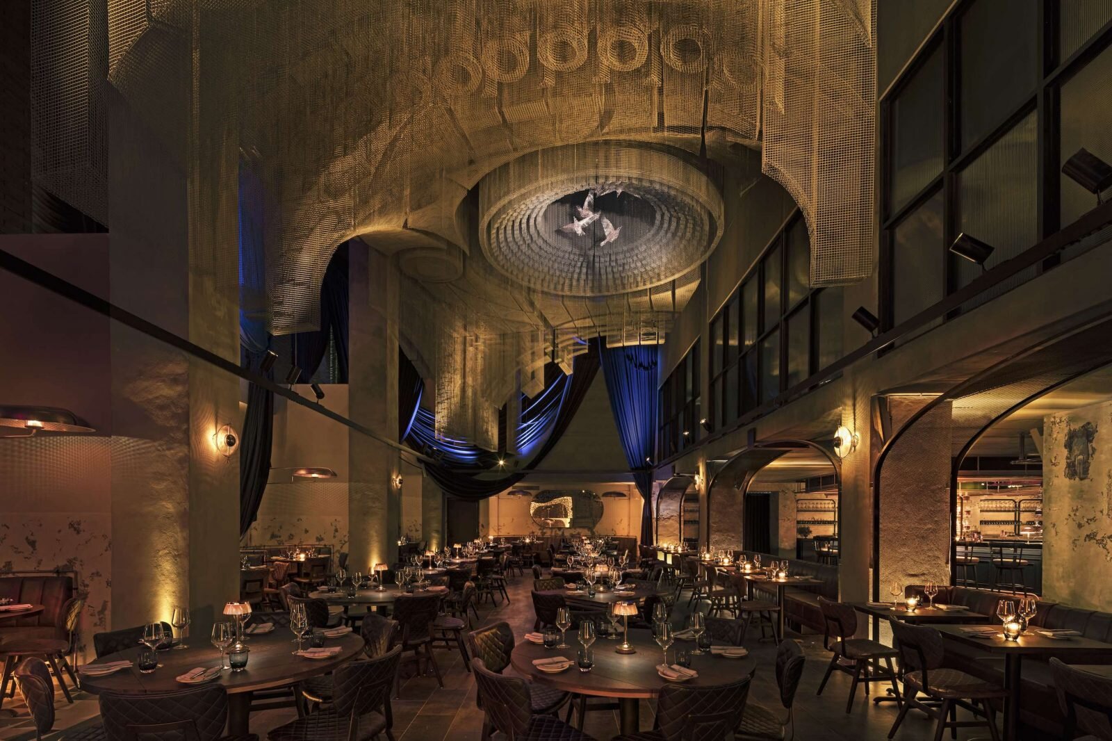 Cathedrale-Dining-Room.jpg