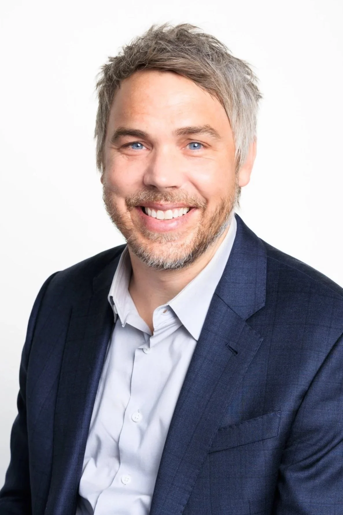 EMDR therapist North Hollywood Burbank Los Angeles therapy depression anxiety addiction couples therapy LCSW MFT counseling teenager mindfulness trauma PTSD