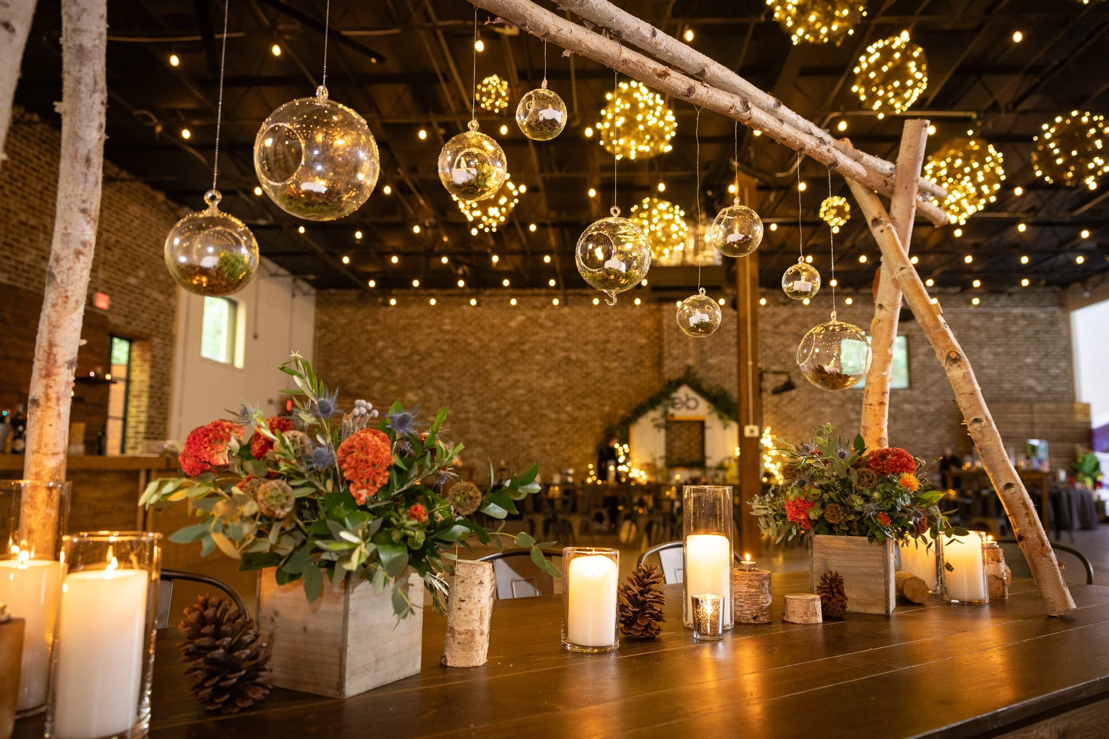 000RusticDecor_StevenDewberryPhotography.JPG