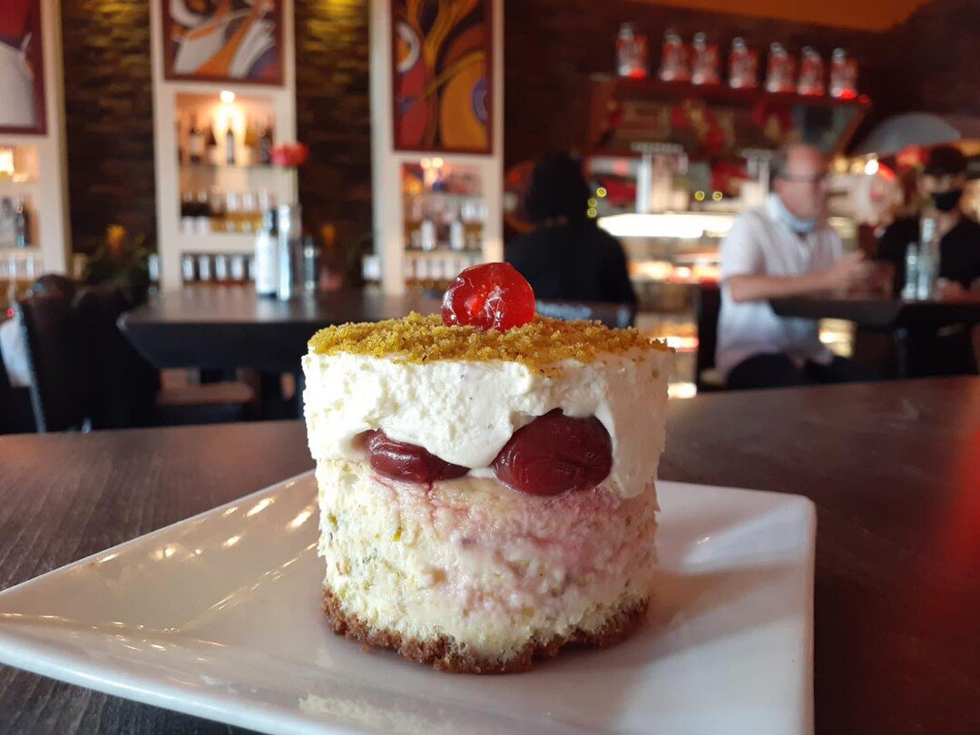 Who loves Pistachio as much as we do? 🙋🏼&zwj;♂️

This is one of our favorites, our Pistachio cheesecake with cream cheese mousse 😋

#nationalpistachioday #proseccocafe #bakedfreshdaily #palmbeachgardens #bistro #cafe