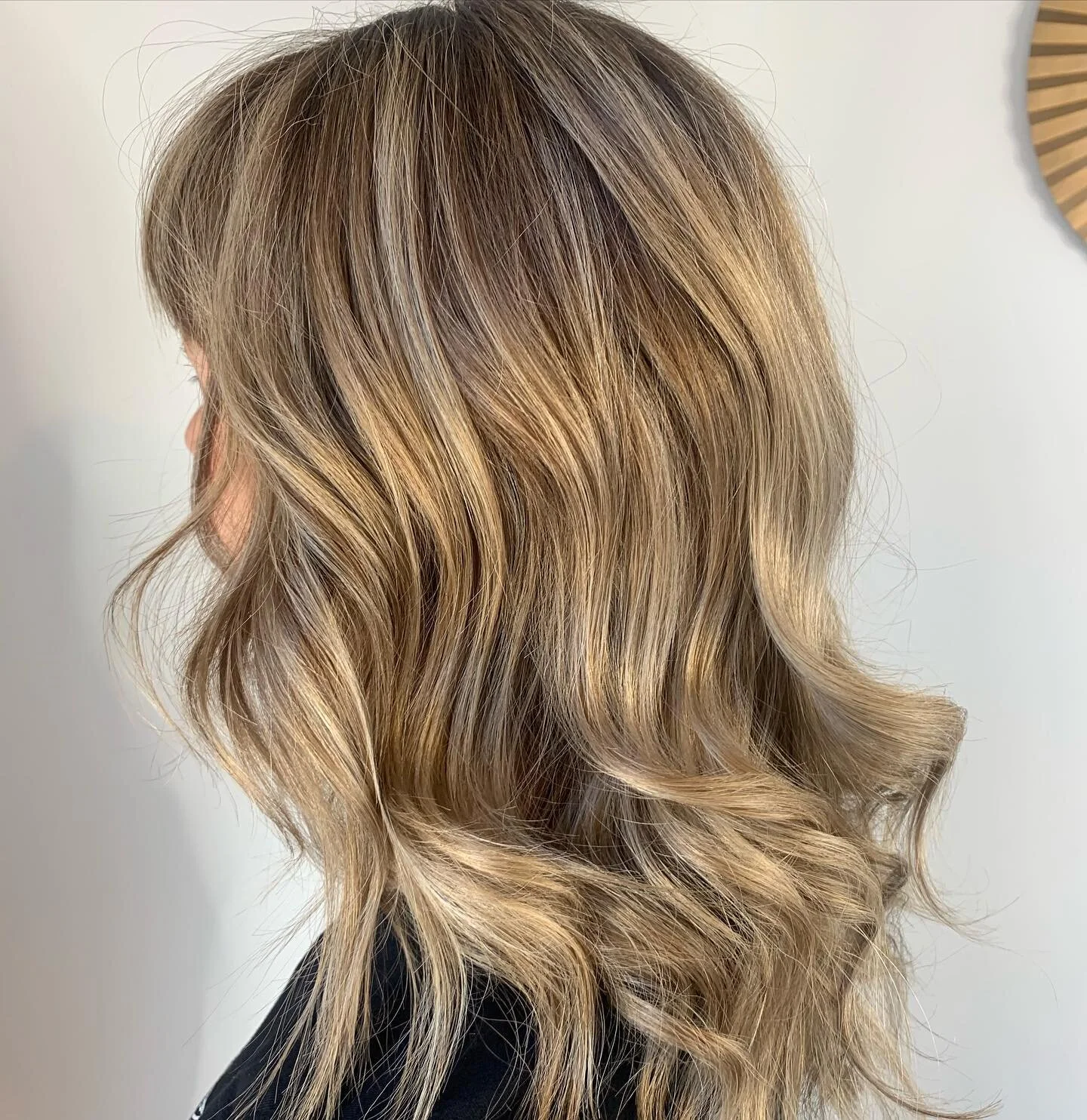 Toning down a blonde to create a more natural textured look 😍 #blondehair #toner #summervibes #aucklandhairdresser #megandolanhair