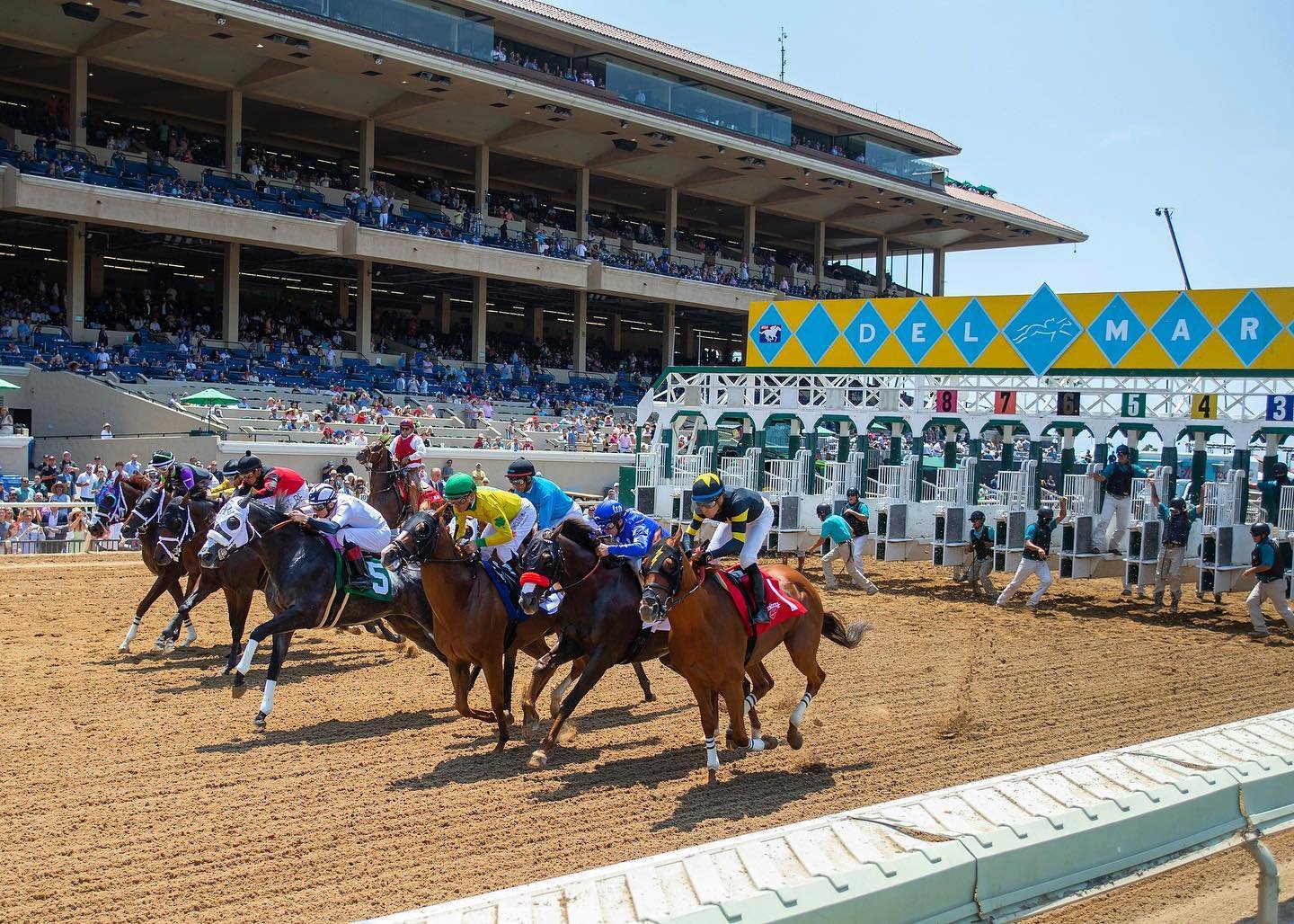 ALL IMAGES BY @DELMARRACING