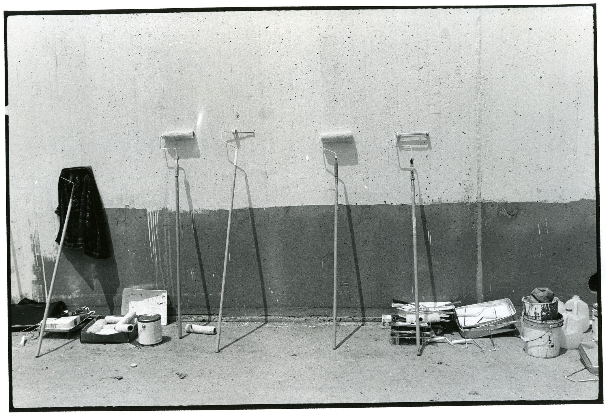  Paint Rollers at  The Great Wall of Los Angeles ,&nbsp;© SPARC 1981, courtesy of Judith F. Baca and the SPARC archives. Photo: Linda Eber, 1981   