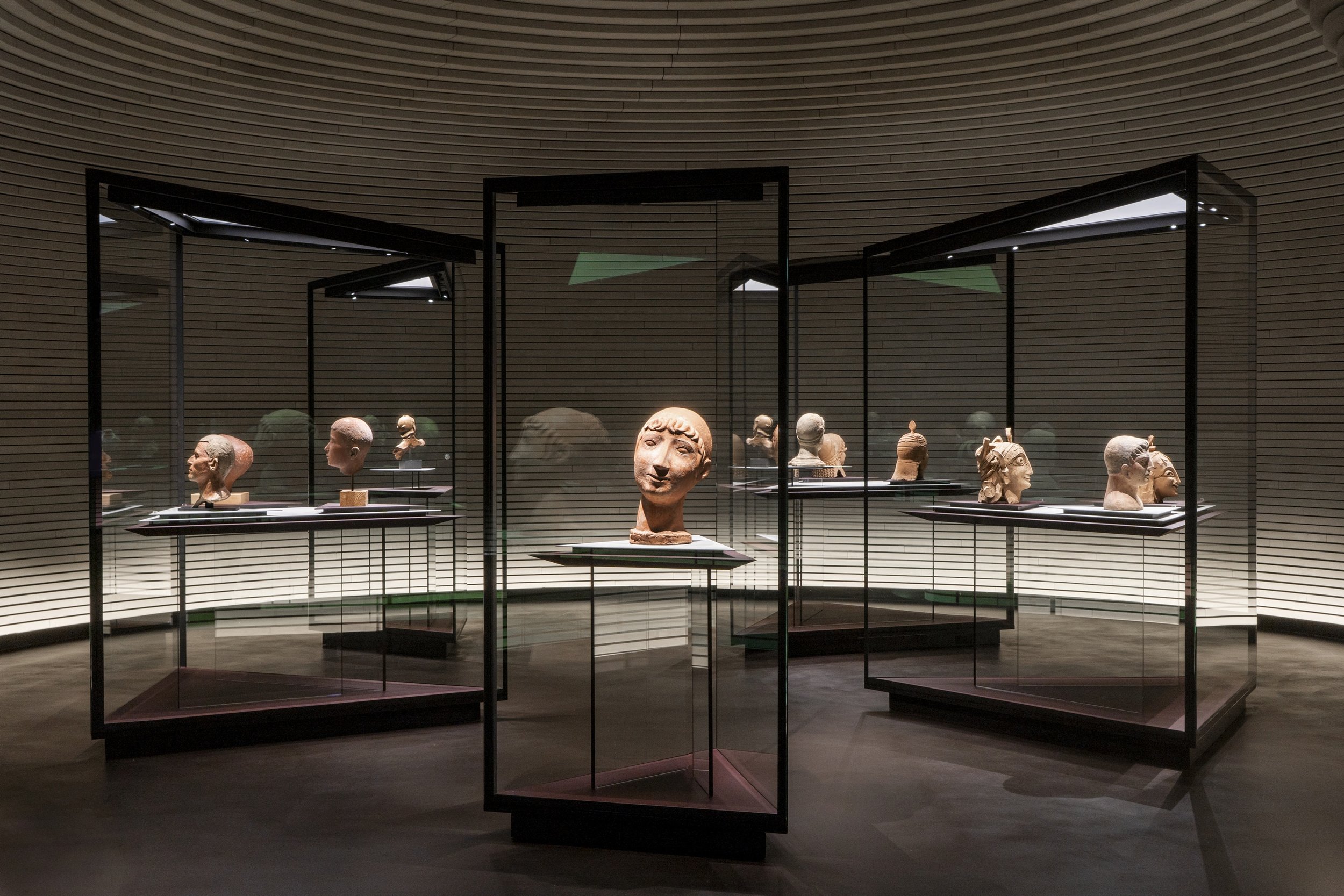 EtruschiNovecento_Ph.Portanome per Fondazione LuigiRovati (14).jpg