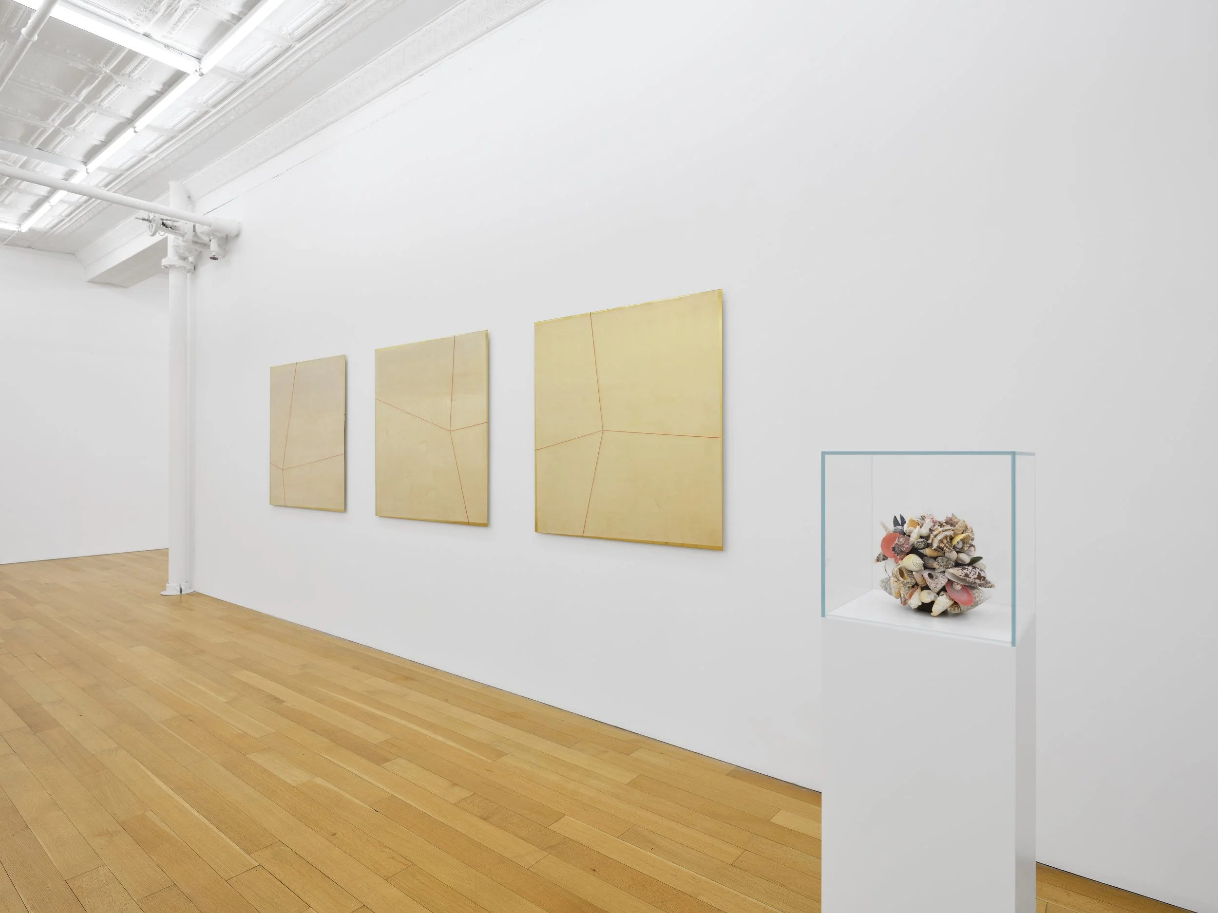 This is (not) a love song_Su-Mei Tse_install 6.jpg