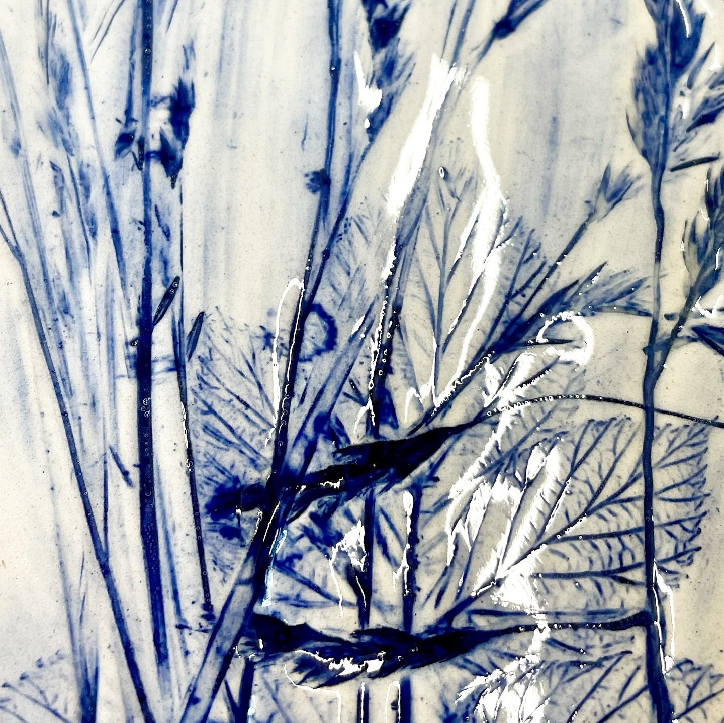 ooooh! beautiful pieces hot from the kiln, made in the woods at Vogrie by the lovely folk on @edinburghforage and my joint workshop a couple of weekends ago.

Judith and I enjoyed the day so much that we are already planning the next one&hellip;

Sig