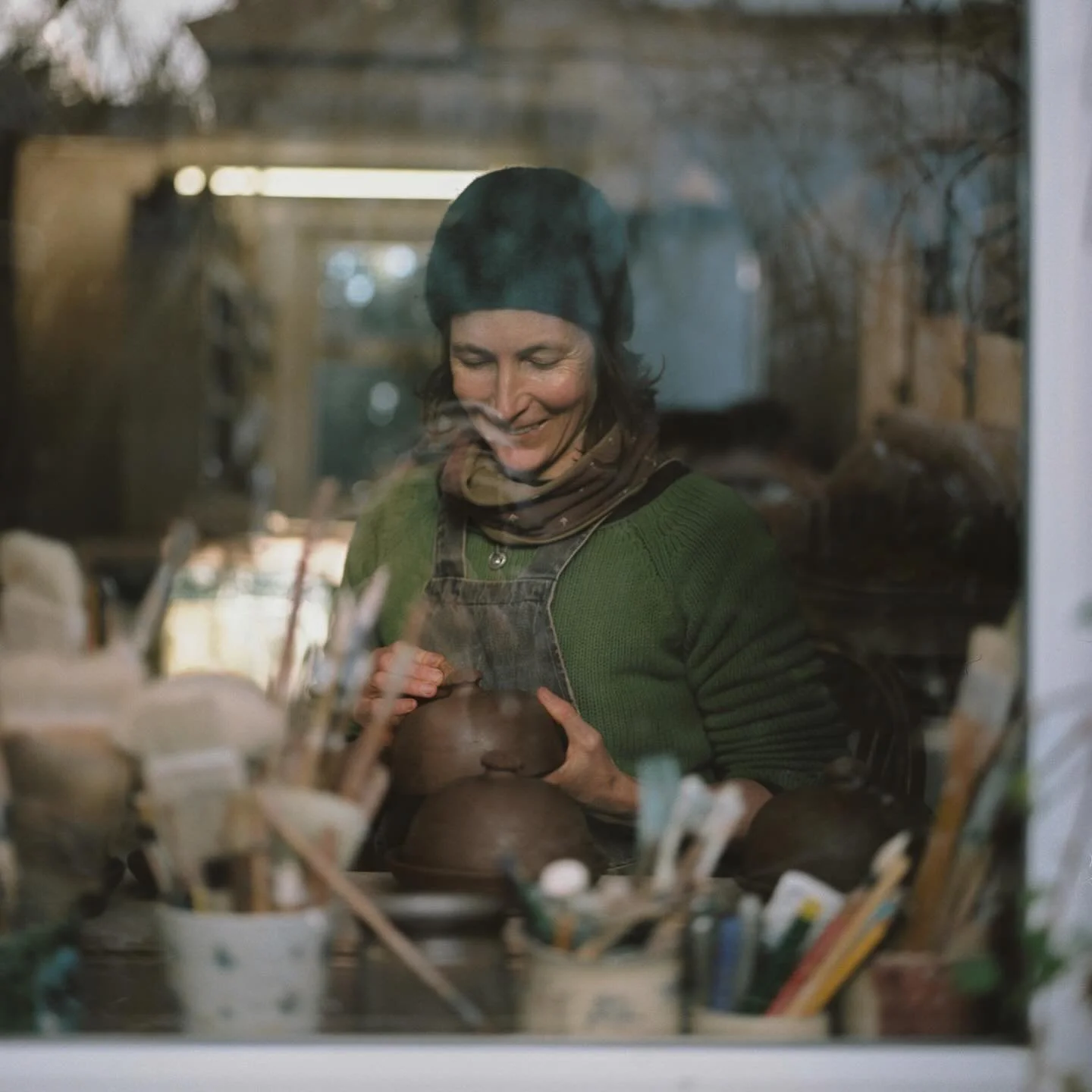 A couple of weeks ago, the very lovely @rachaelsmithdonnelly came and spent a day taking lots of pictures of me and my studio. 

I really like this one which she took through the window.

I&rsquo;m not the easiest subject to photograph as I always fe