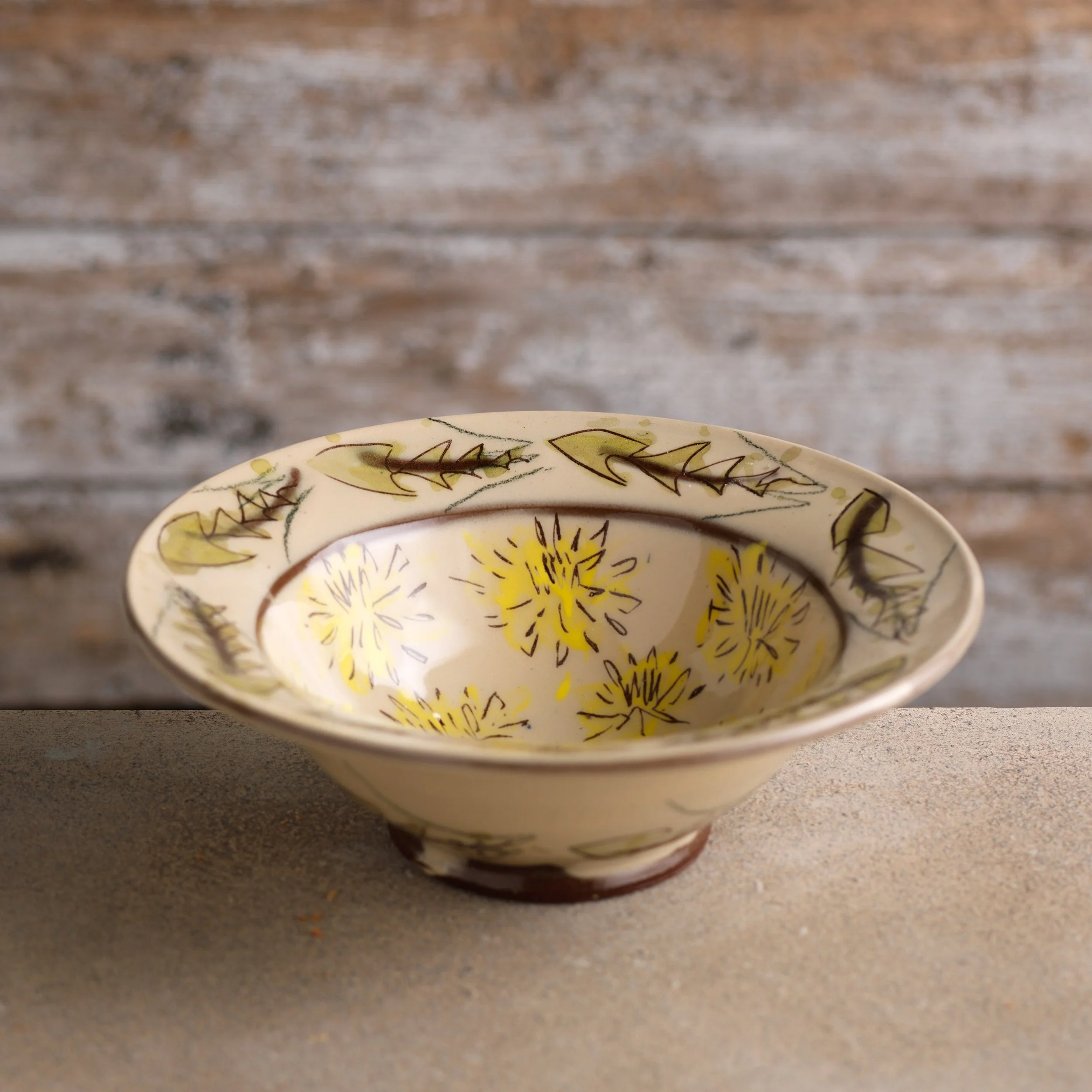 Michelle-Lowe small dandelion serving bowl.JPG