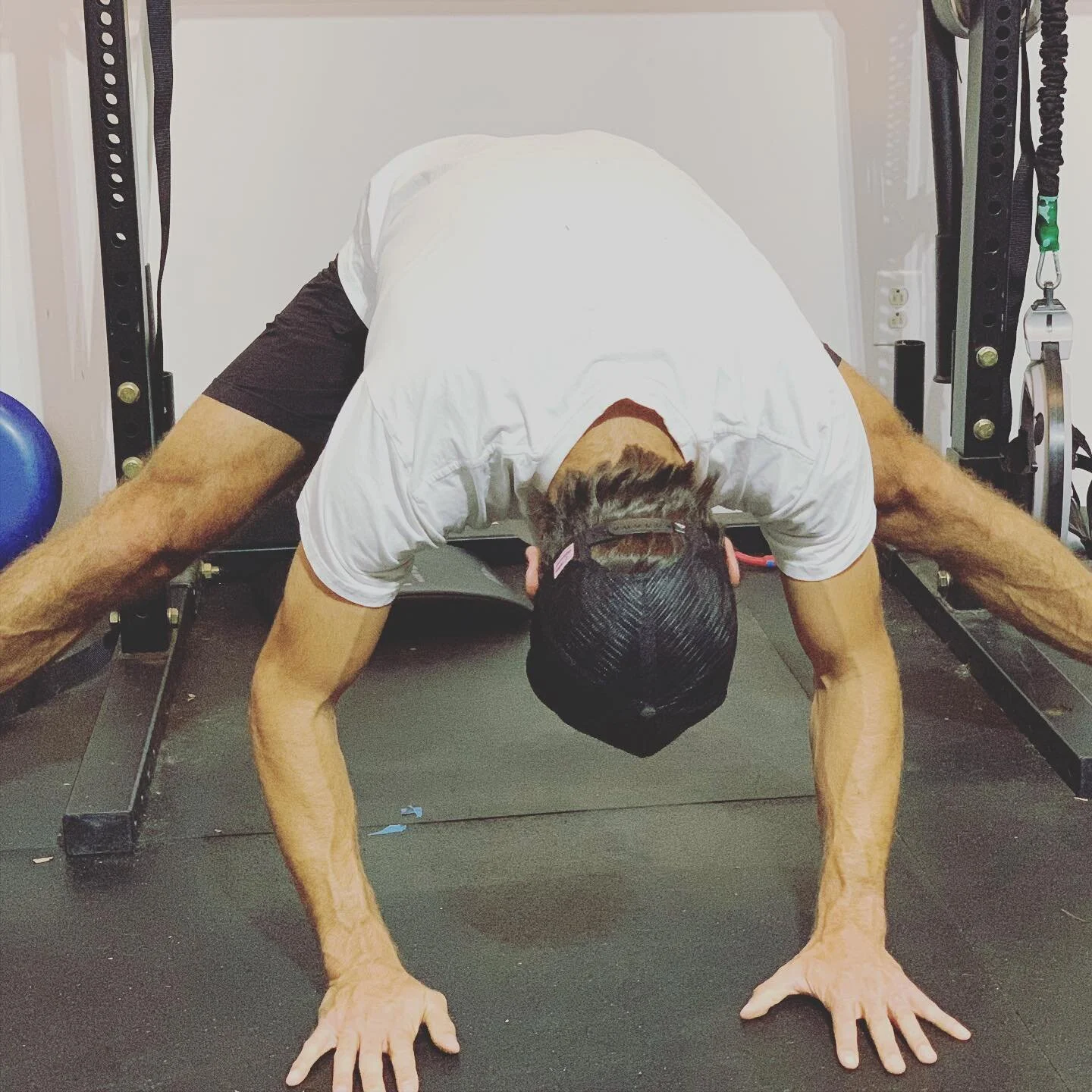 DON’T BE A STATISTIC
It is estimated that up to 80% of the population will experience back pain. It can affect people of all ages. Lower back pain is often a result of poor mobility or range of motion and a lack of strength. The most common