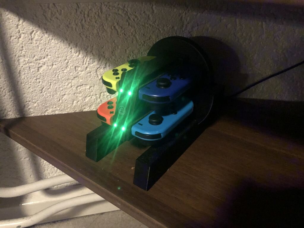 Switch Horizontal Charger Holder