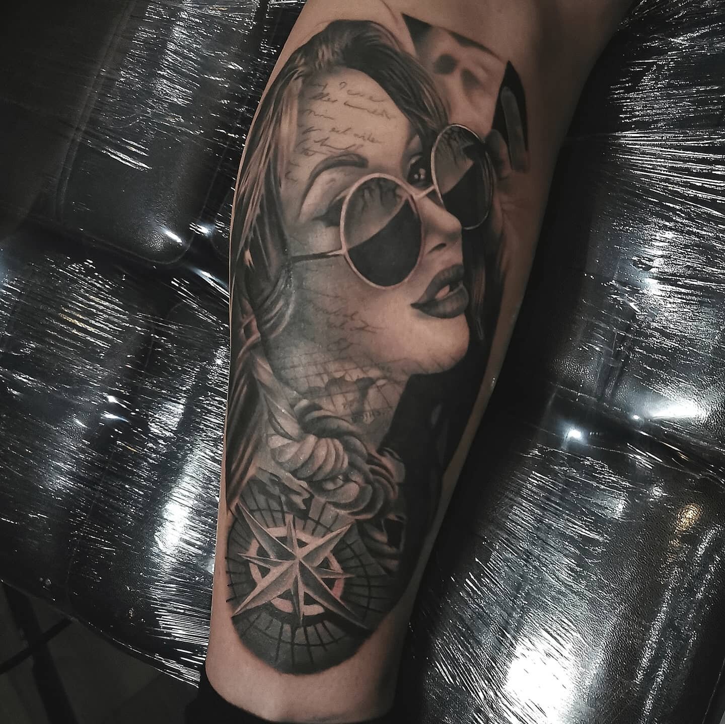 Leg piece done on @dazzaefc
@killerinktattoo @kwadron @stencilstuff @fusion_ink

#tattoorealistic #tattoosformen #tattoo #tattoosofinsta #tattoodo #tattoolifestyle #tattooartist #vegantattooartist #vegan #ink # #tattooer #tattooing #ink #bngsociety #