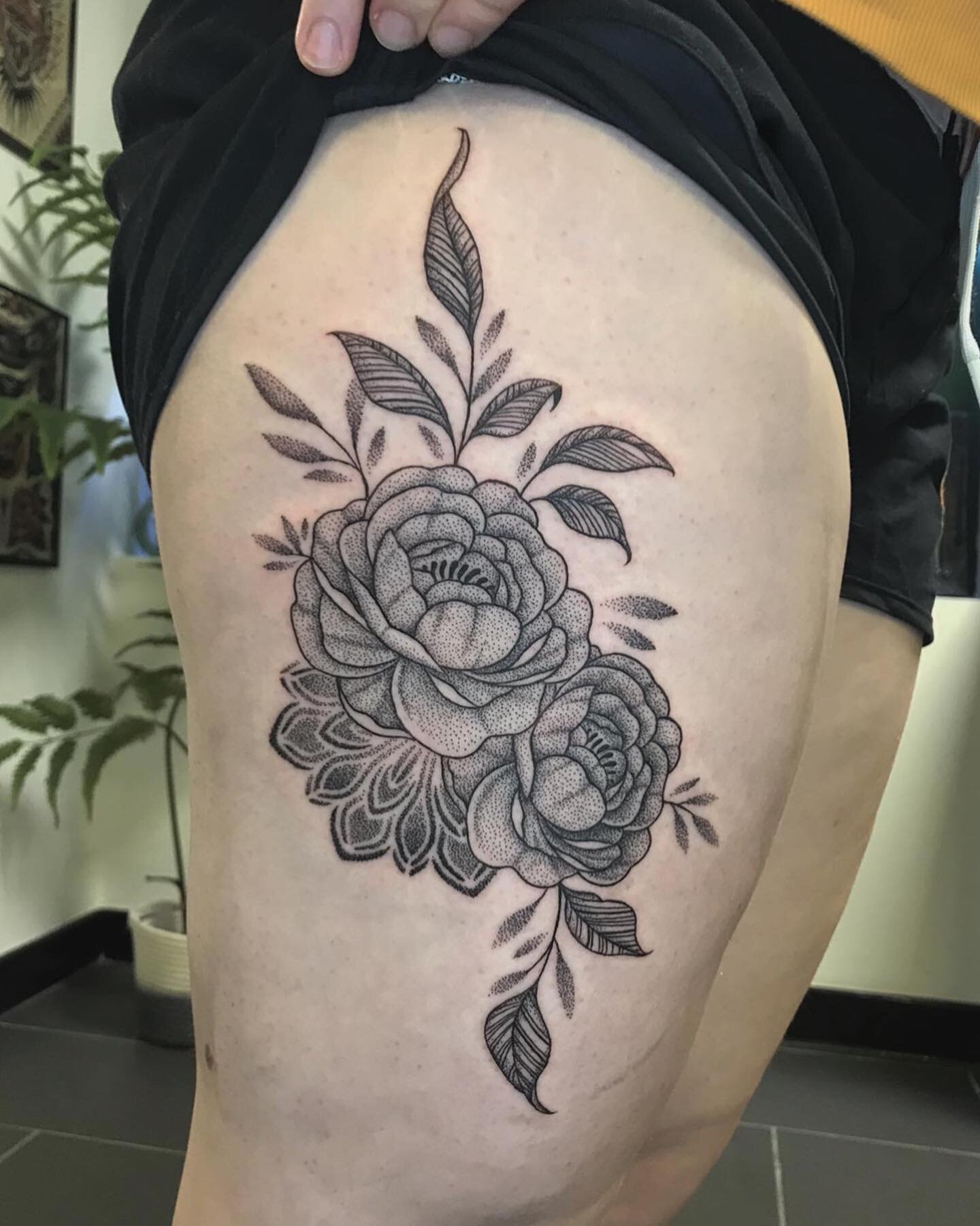Done recently for @noseymegan Thank you 🙏🏻

Taking bookings for April/may✉️

Direct message if your interested in something similar.

-
-
-

@killerinktattoo 
@freebirdtattoos 
#dotwork_tattooers#dotworktattoo#mandalatattoo#mandala#mandalas#mandala