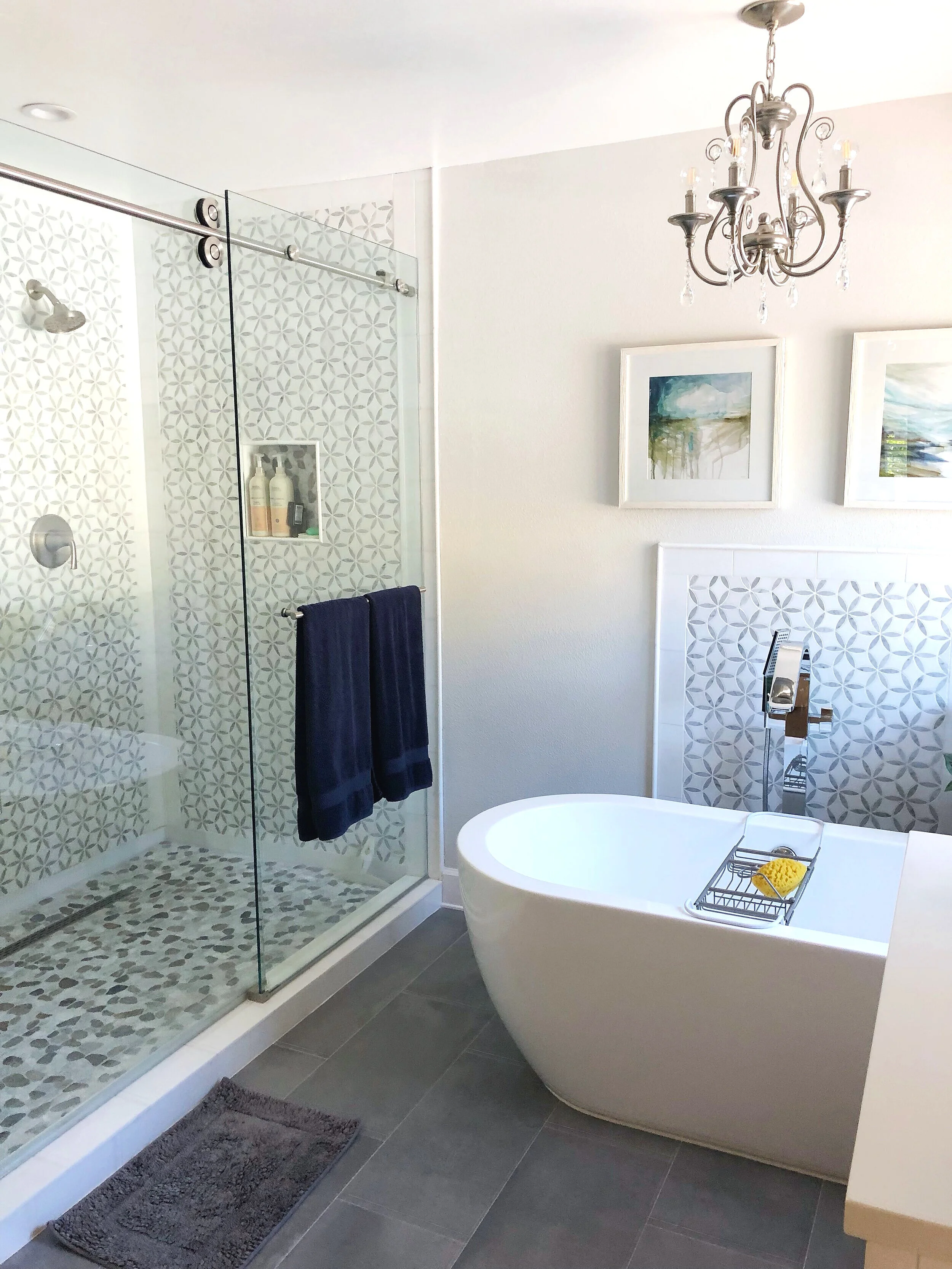 california-casual-master-bathroom-design-los-angeles.jpg